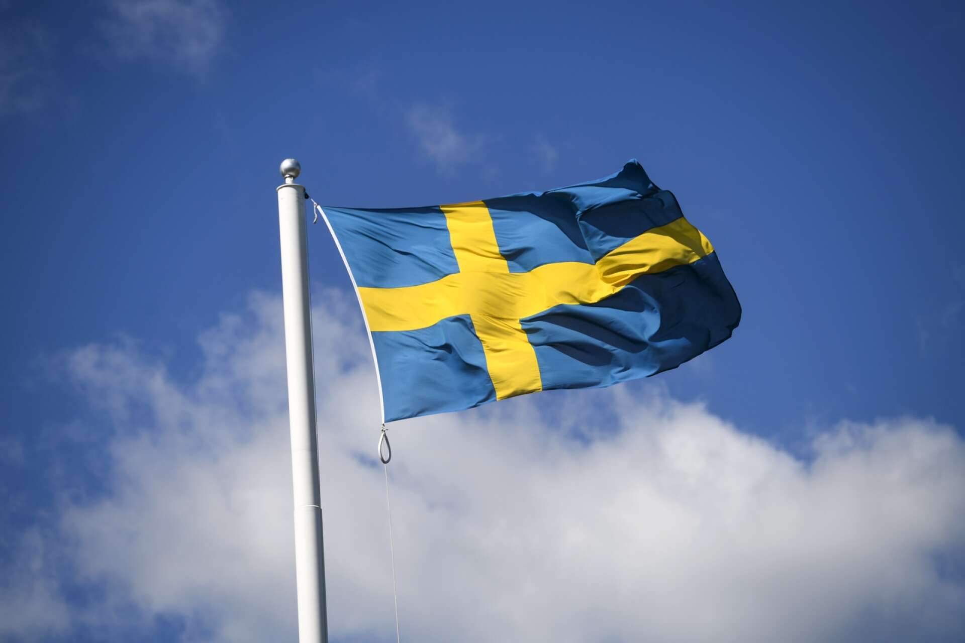 Men hur passande är egentligen Sverige som namn på vårt land, skriver Per Andersson.