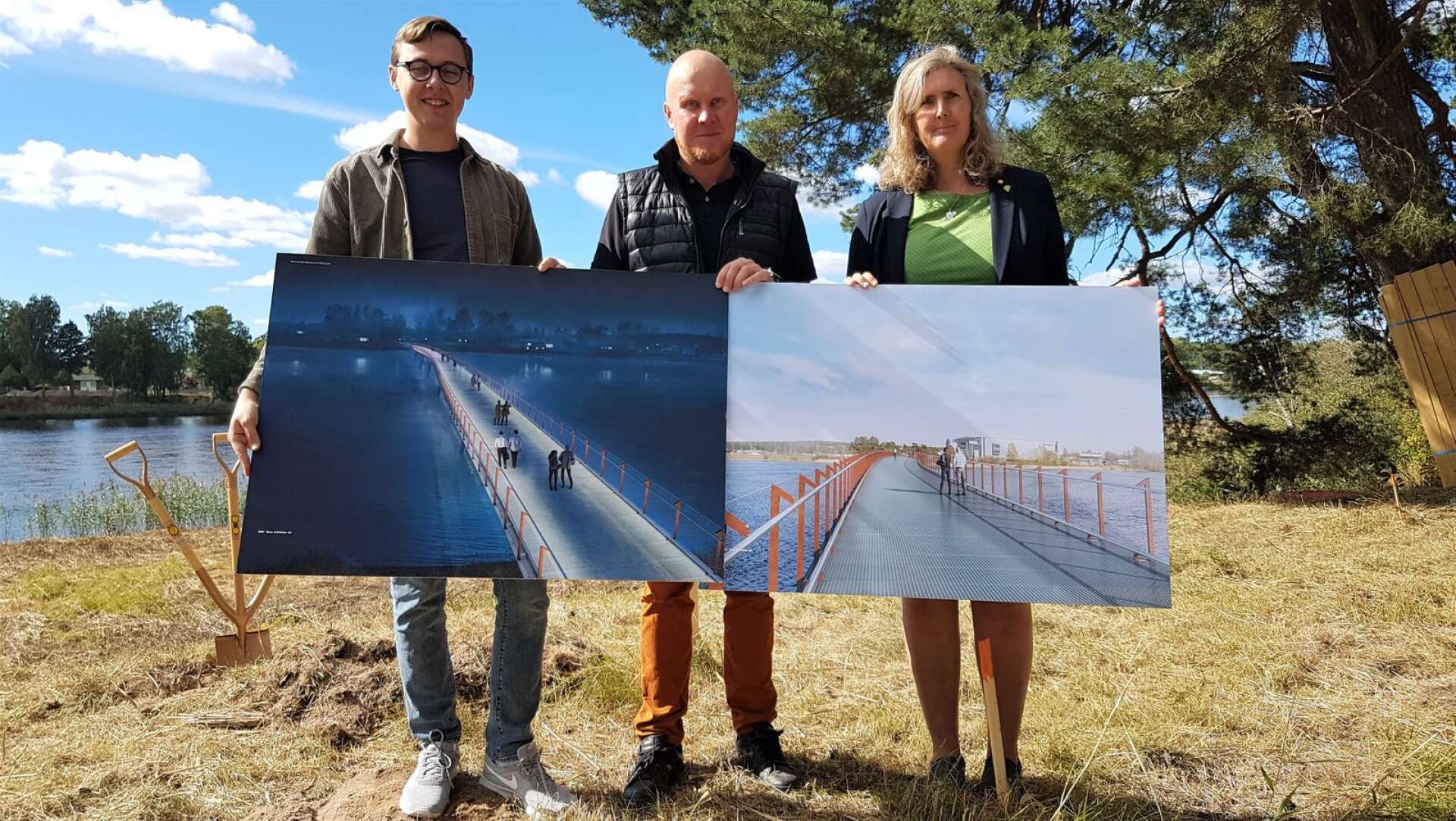 Så såg det ut när politikerna Alexander Torin (M), Henrik Lander (C) och Monika Bubholz (MP) tog det första spadtaget för Färjestadsbron.