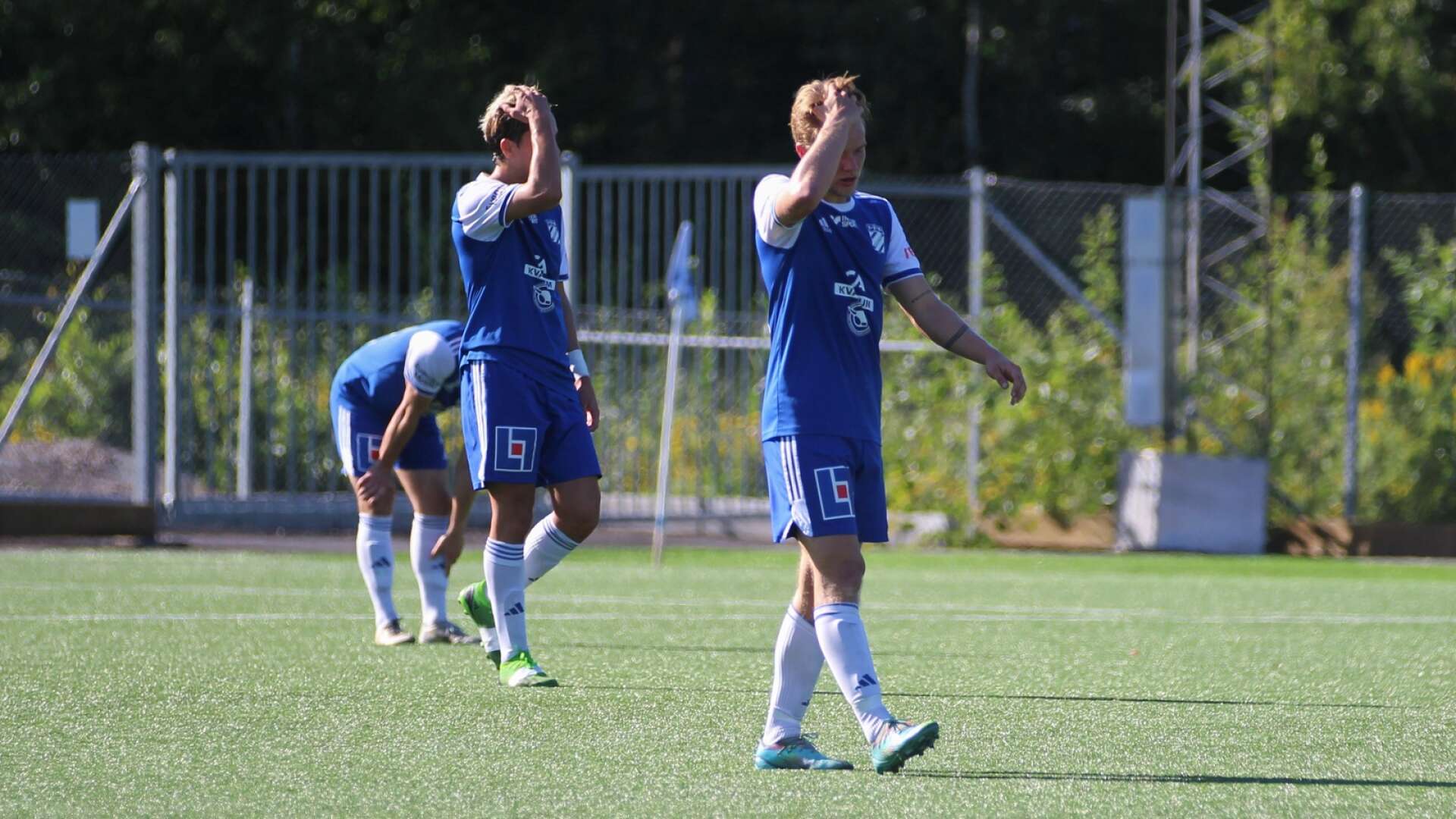 Det blev inget jubel för IFK i deras höstpremiär mot Vårgårda.