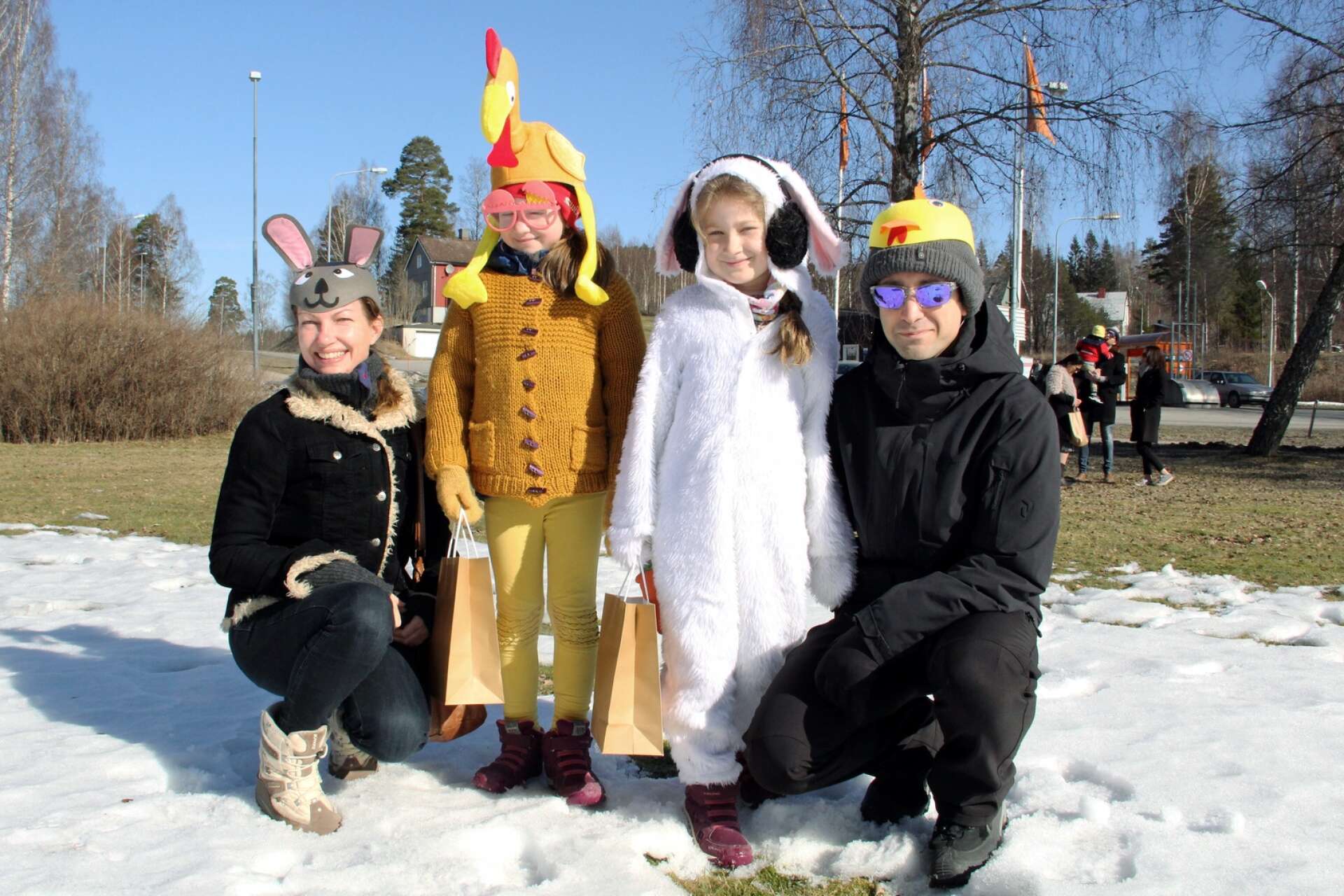 Familjen Lise Jahren, Selma Bore, Leah Bore och Tony Bore firade påsk i Dals Långed 2018. 