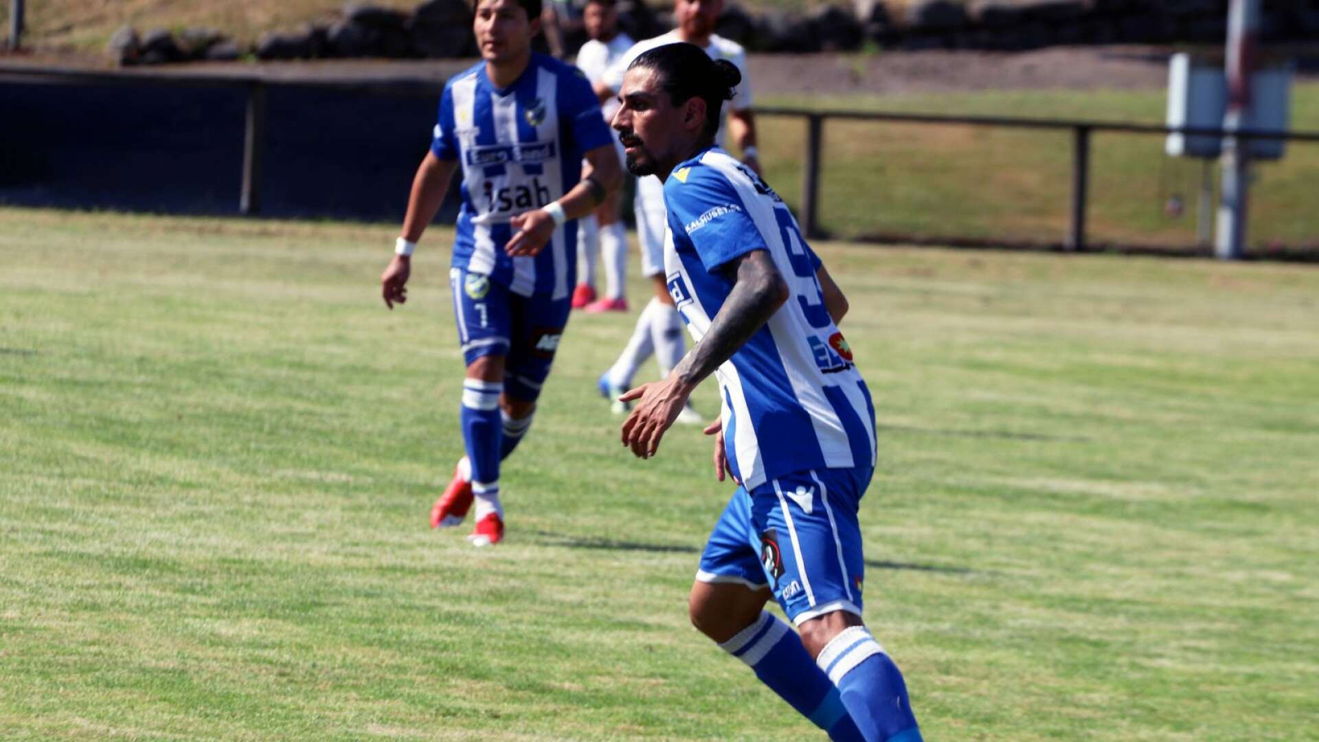 Hossam Kaawach blev matchhjälte med sitt 2-1-mål.