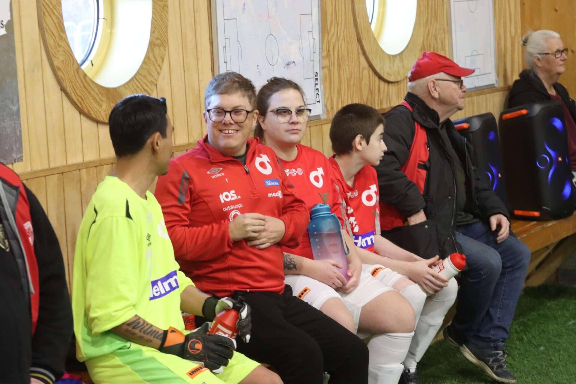 Robin Larson, Sara Nordin och Abdulla Akaev är några av spelarna i laget.