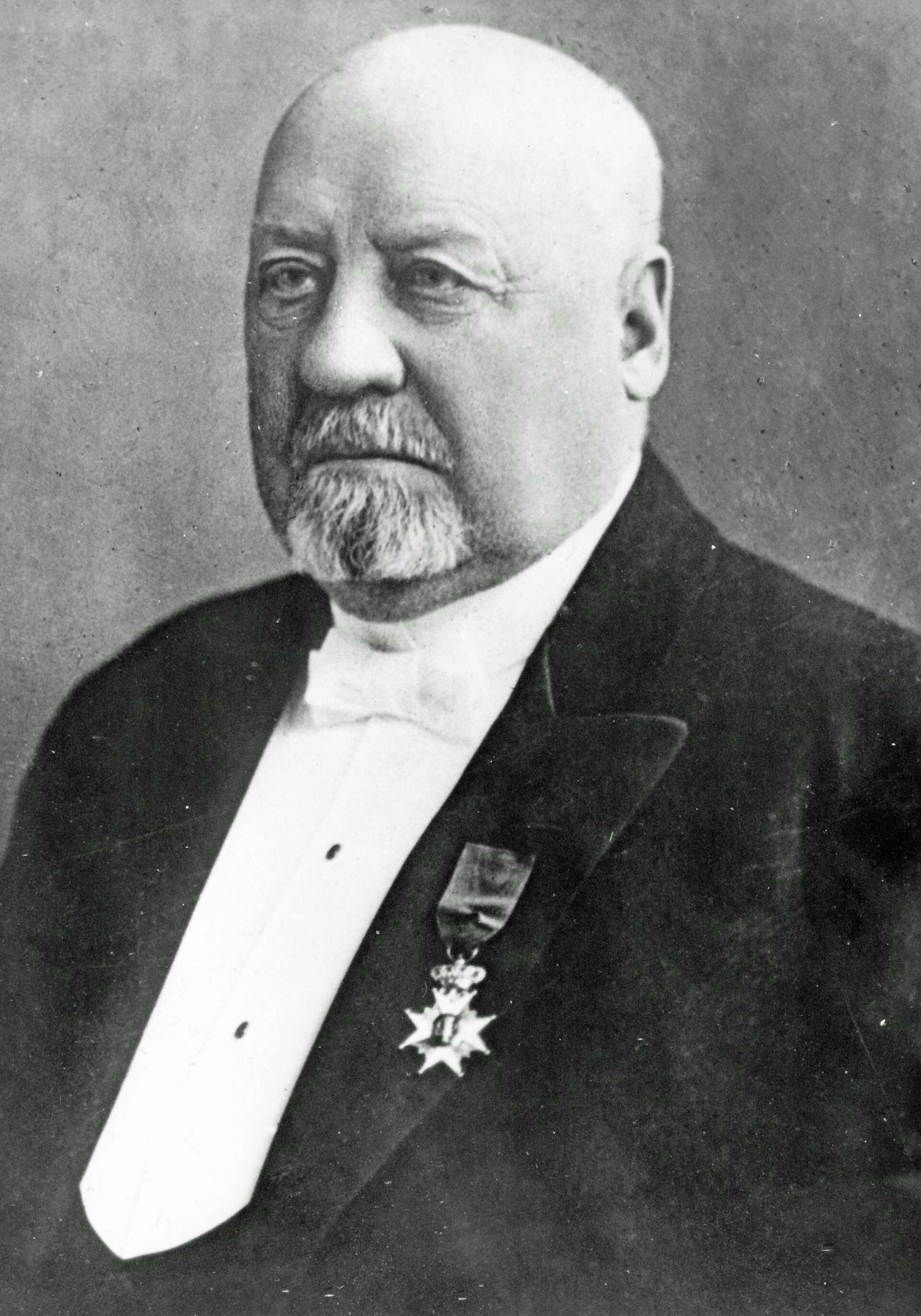 Gustav Theodor Lindstedt var en av Billeruds grundare 1883 och han var bolagets disponent till 1904. Under åren i Säffle var han också kommunalt engagerad med stort inflytande. 