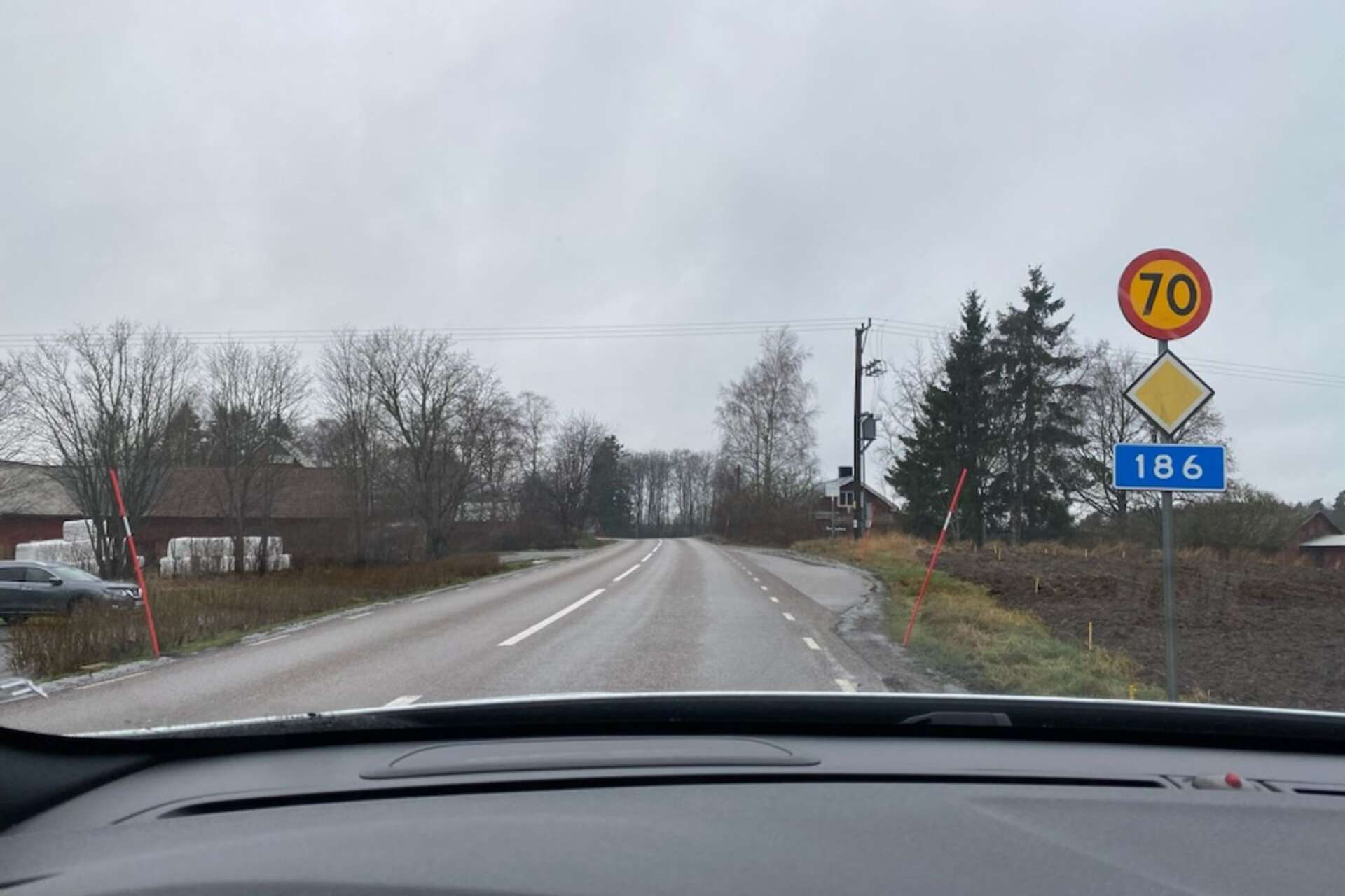 Väg 186, mellan Jonslund och Nossebro tillhör de mest olycksdrabbade vägarna i Essunga kommun. 