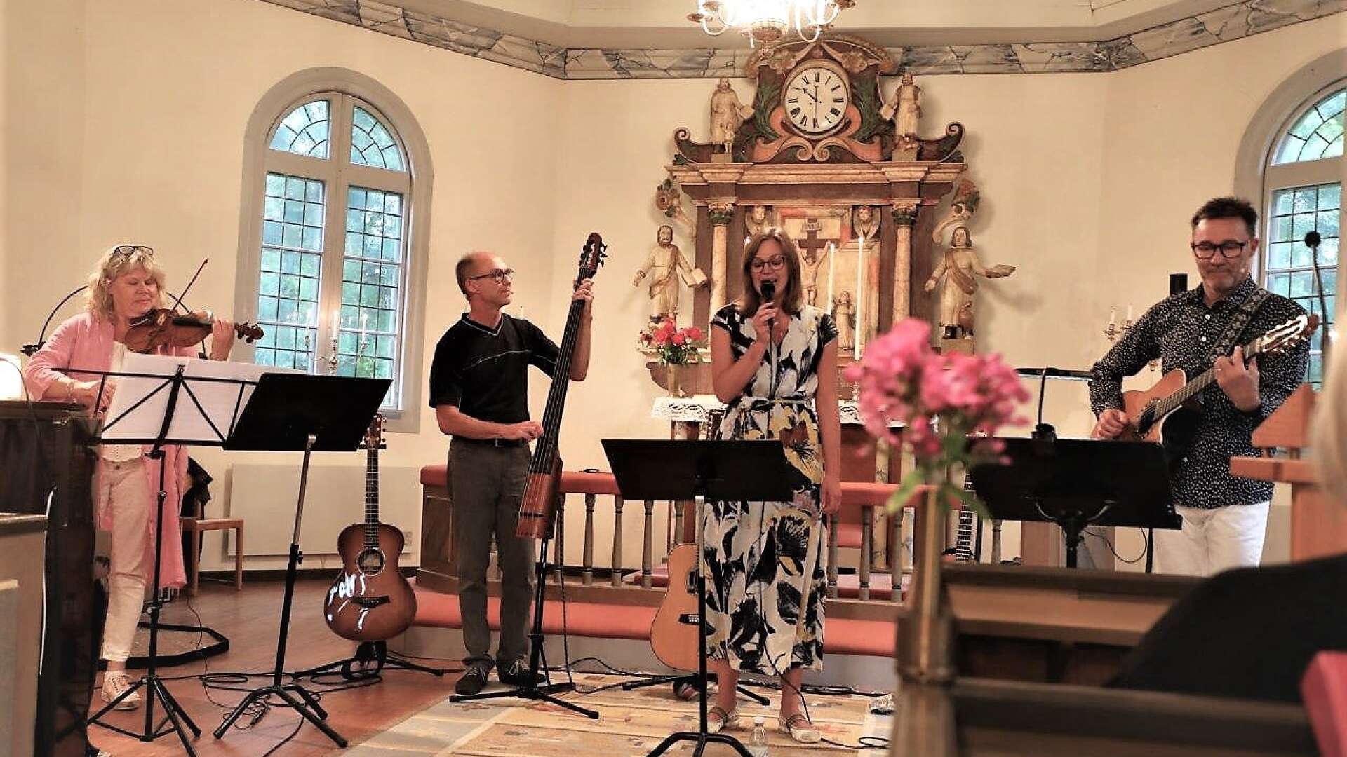 Musik i Korsberga kyrka med Fridare och Sköld.