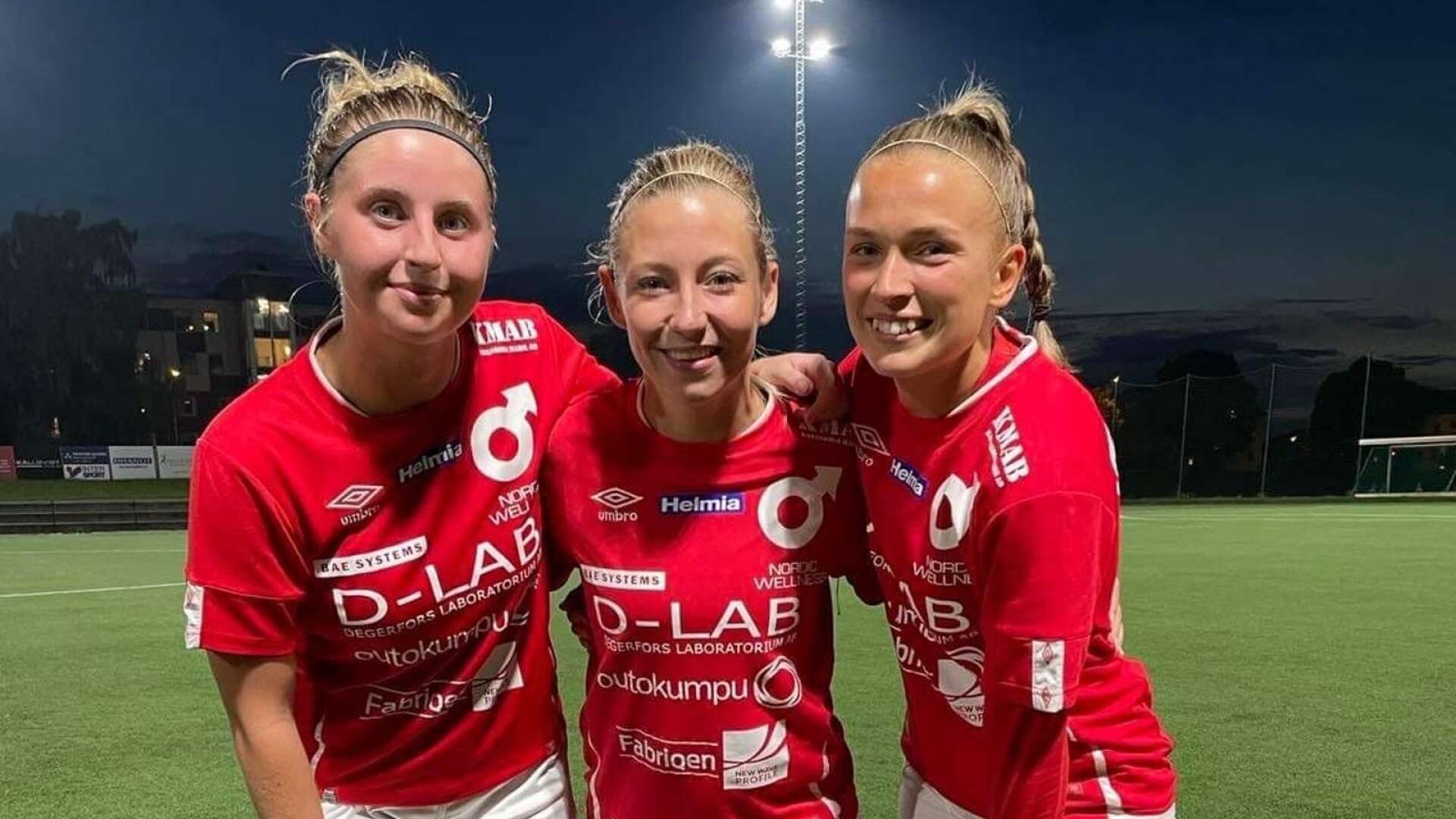 Ellen Hultgren, Jessica Axelsson och Maja Edlund gjorde målen för Degerfors. 