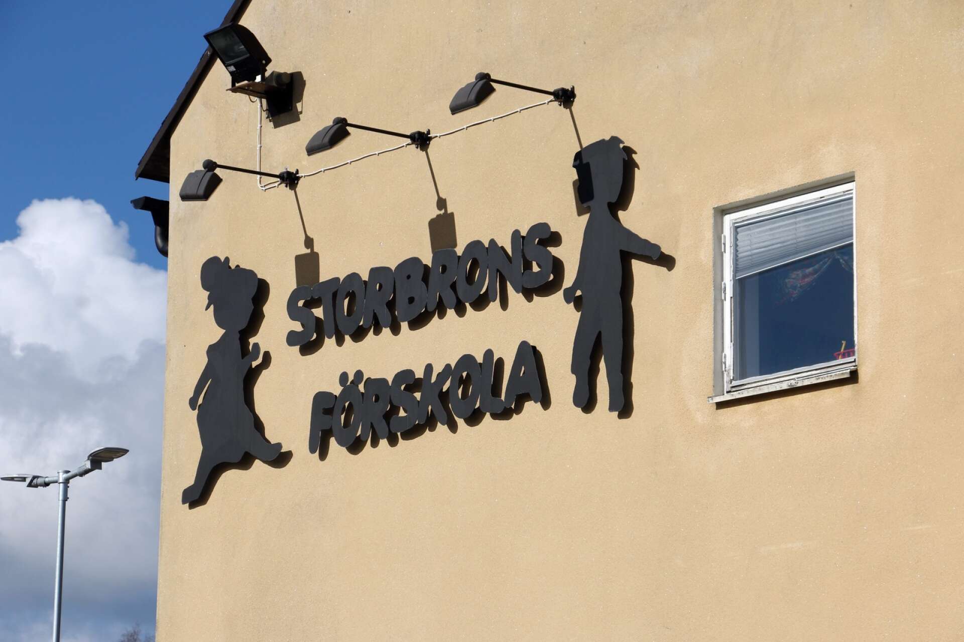 Ett förslag som politikerna i barn- och utbildningsnämnden får på sitt bord under tisdagen kan komma att leda till att Storbrons förskola kommer att stängas i augusti.