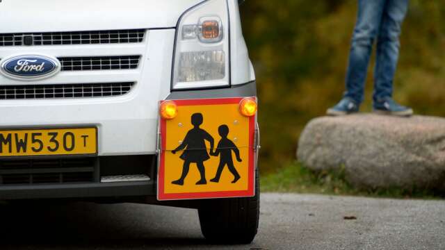 Insändarskribent skriver att det är stora problem med skolskjutsarna i Granbergsdal.