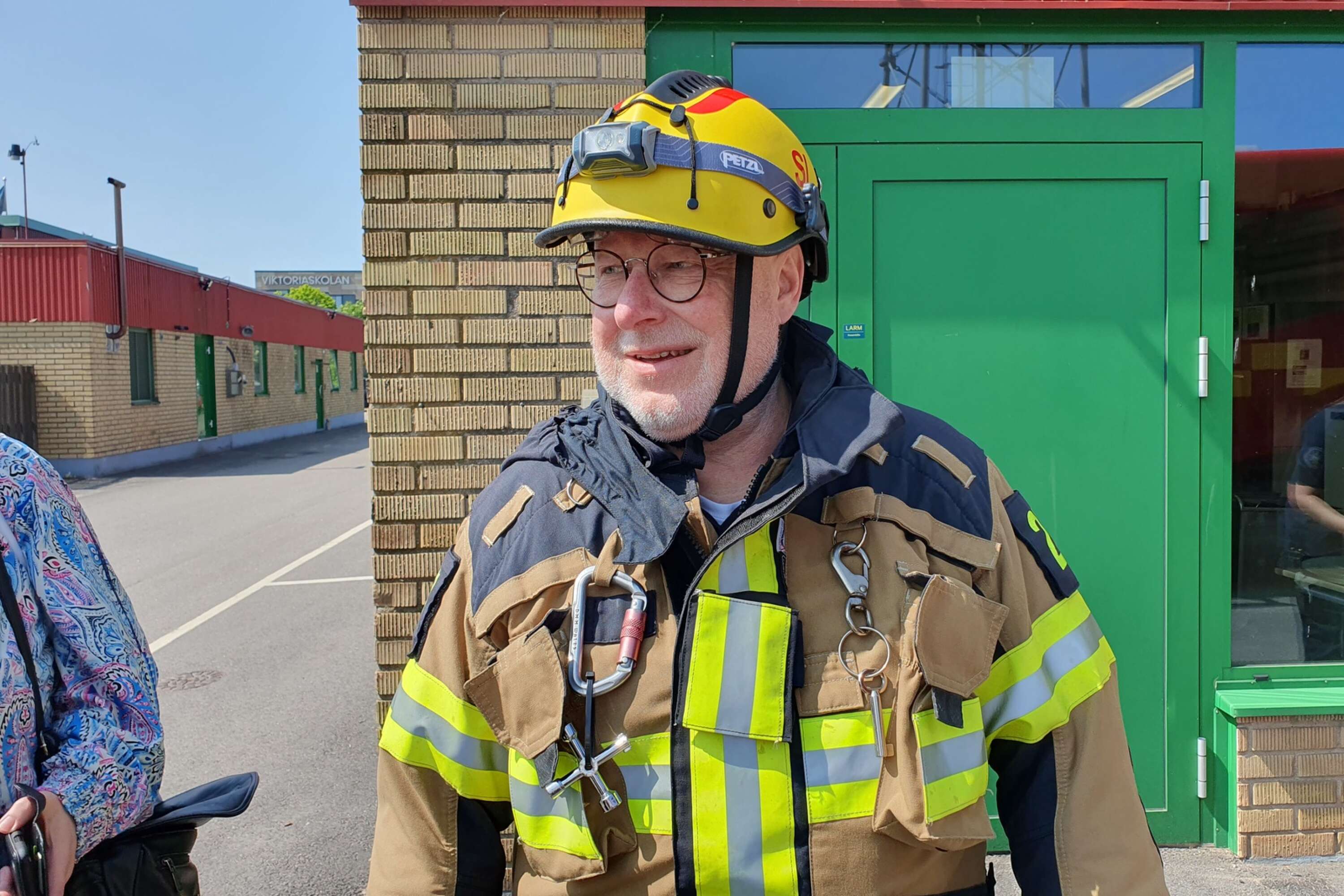Per-Åke Pettersson fick han brandmannamundering på sig vid invigningen, men tyckte det blev ganska varmt i den.