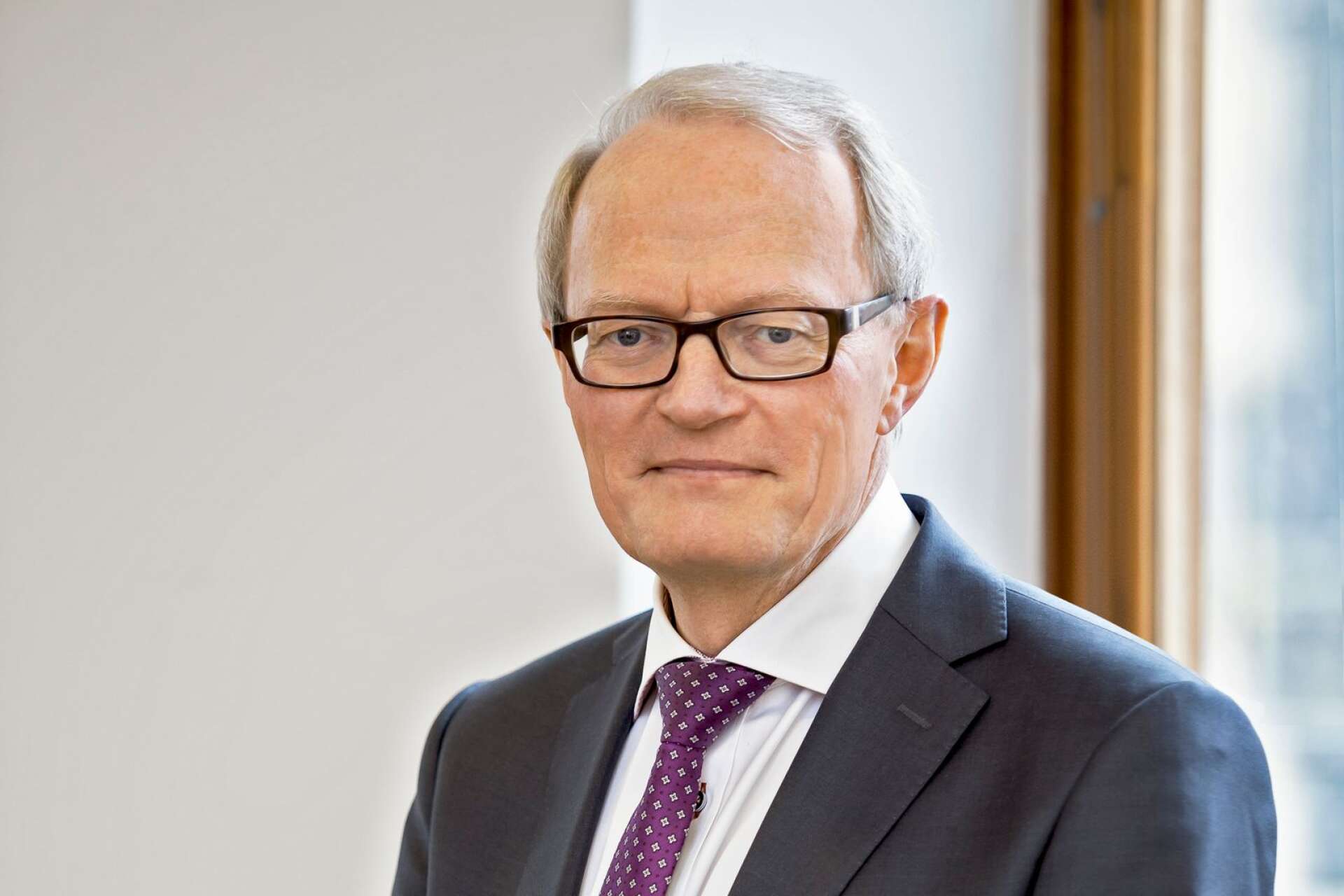 Kristinehamnaren och generaldirektören Gunnar Larsson får ett nytt uppdrag av regeringen.