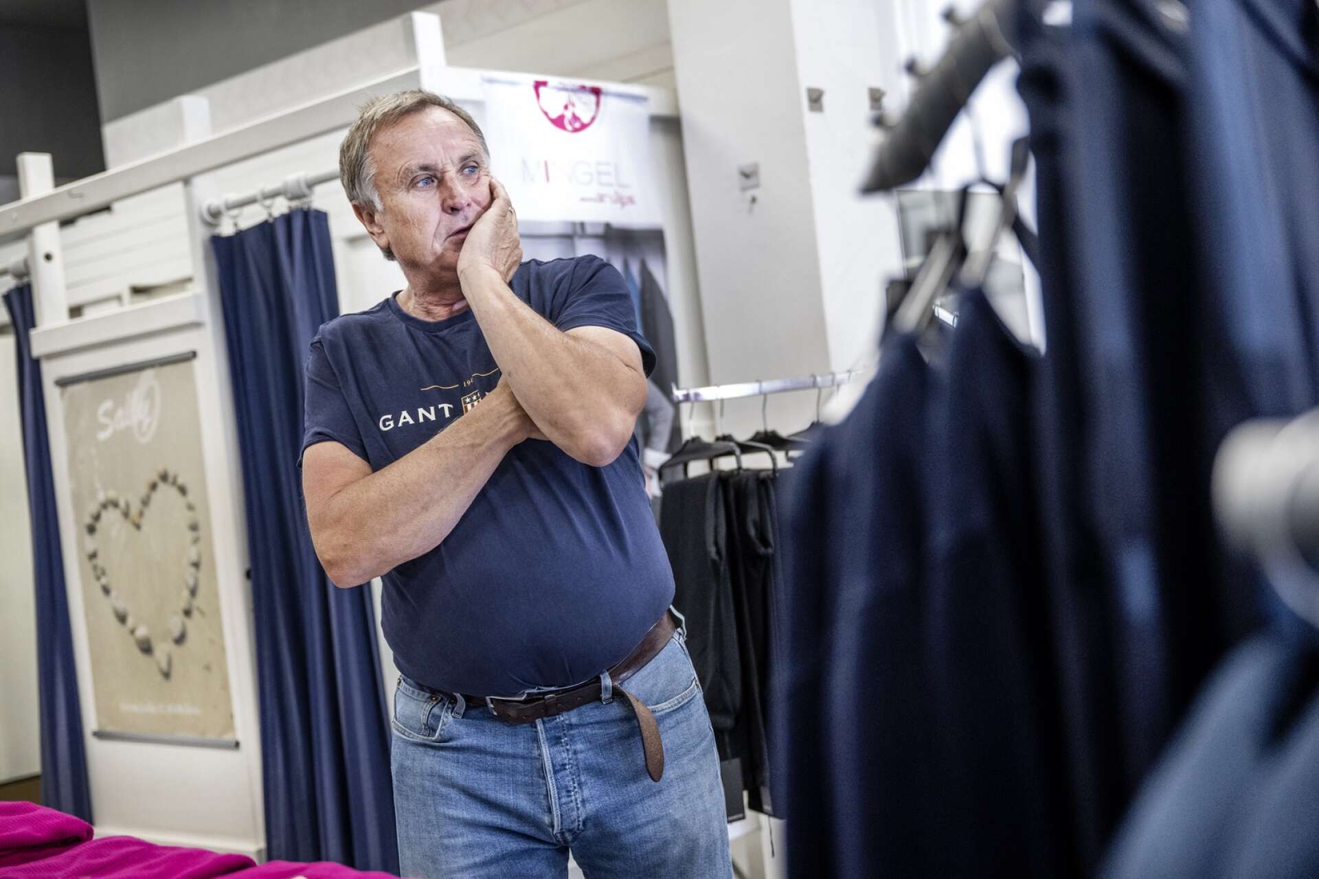 ”Det skulle kännas extra tungt om butiken skulle behöva stänga för gott”, säger Thomas Wilhelmsson om klädbutiken Continental som hans pappa startade redan 1955.