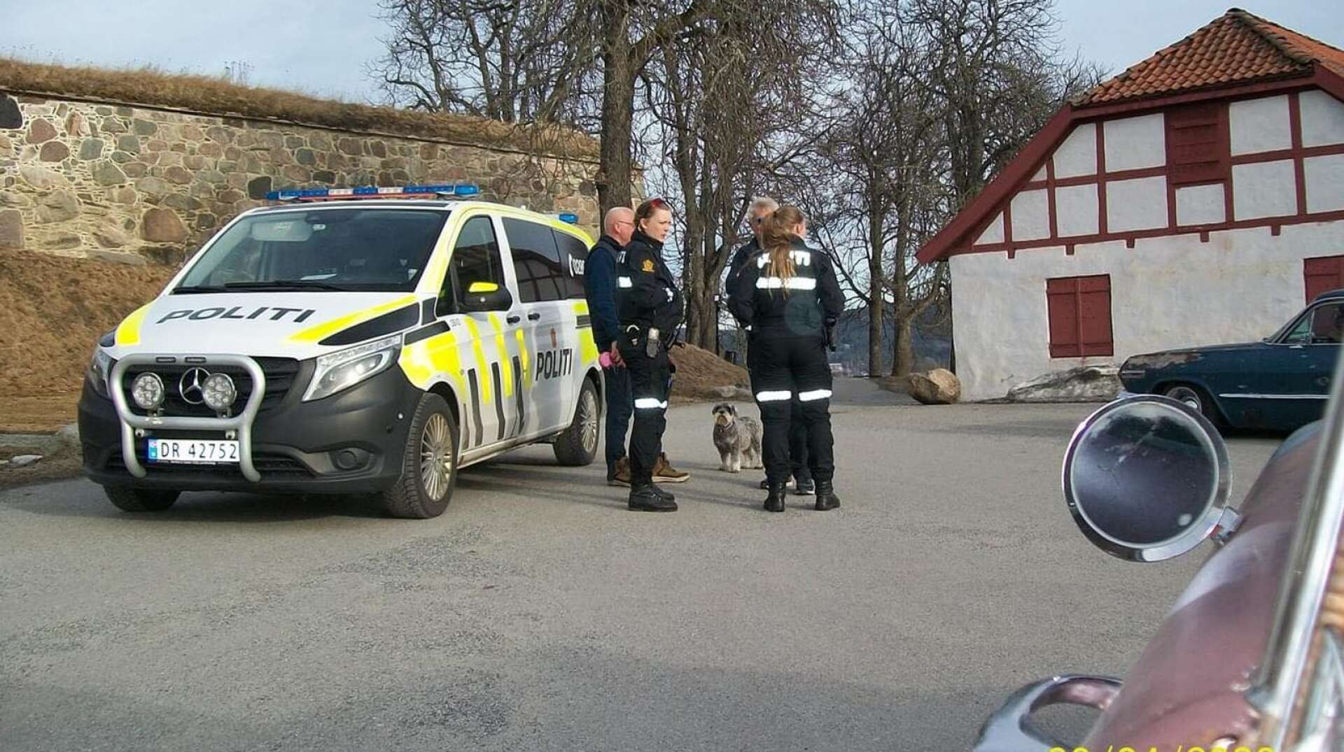 Polisen vid fästningen i Kongsvinger.