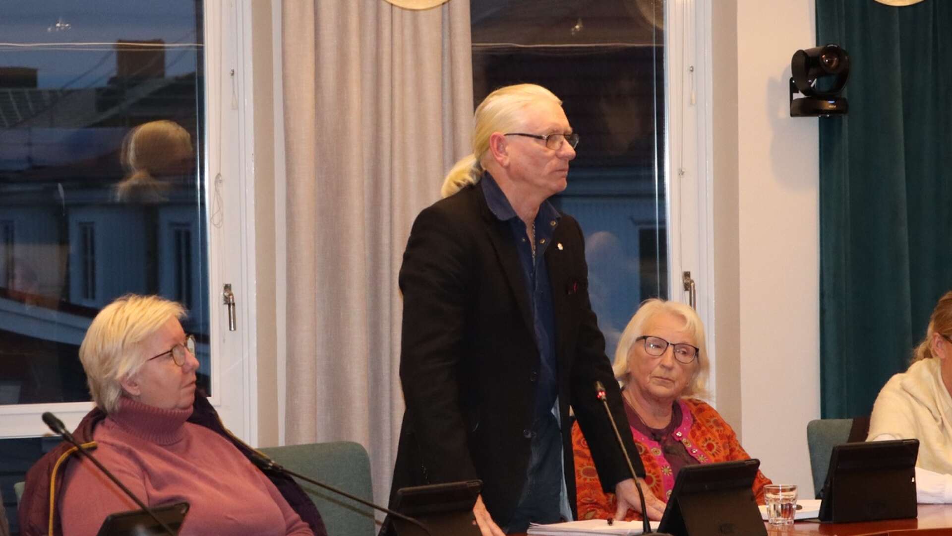 Anders Lundgren (C) är kommunens ledamot i direktionen för AÅS. 