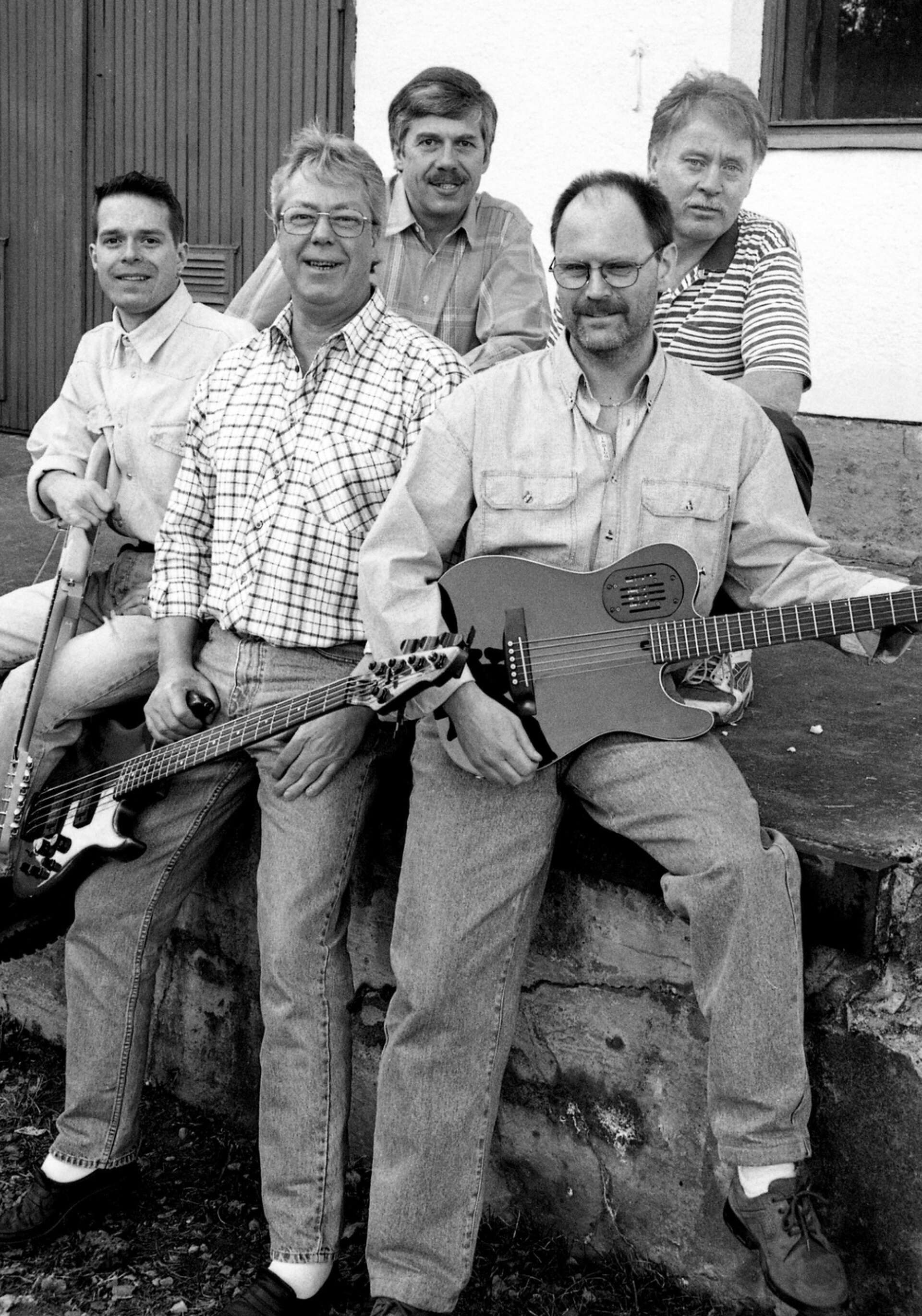 Bandet Lars-Görans är med på en bild från 1994. Tommy Olsson, Lars-Göran Olsson, Krister Berg, Nils Söderström och Gunnar Ström ingick i bandet.
