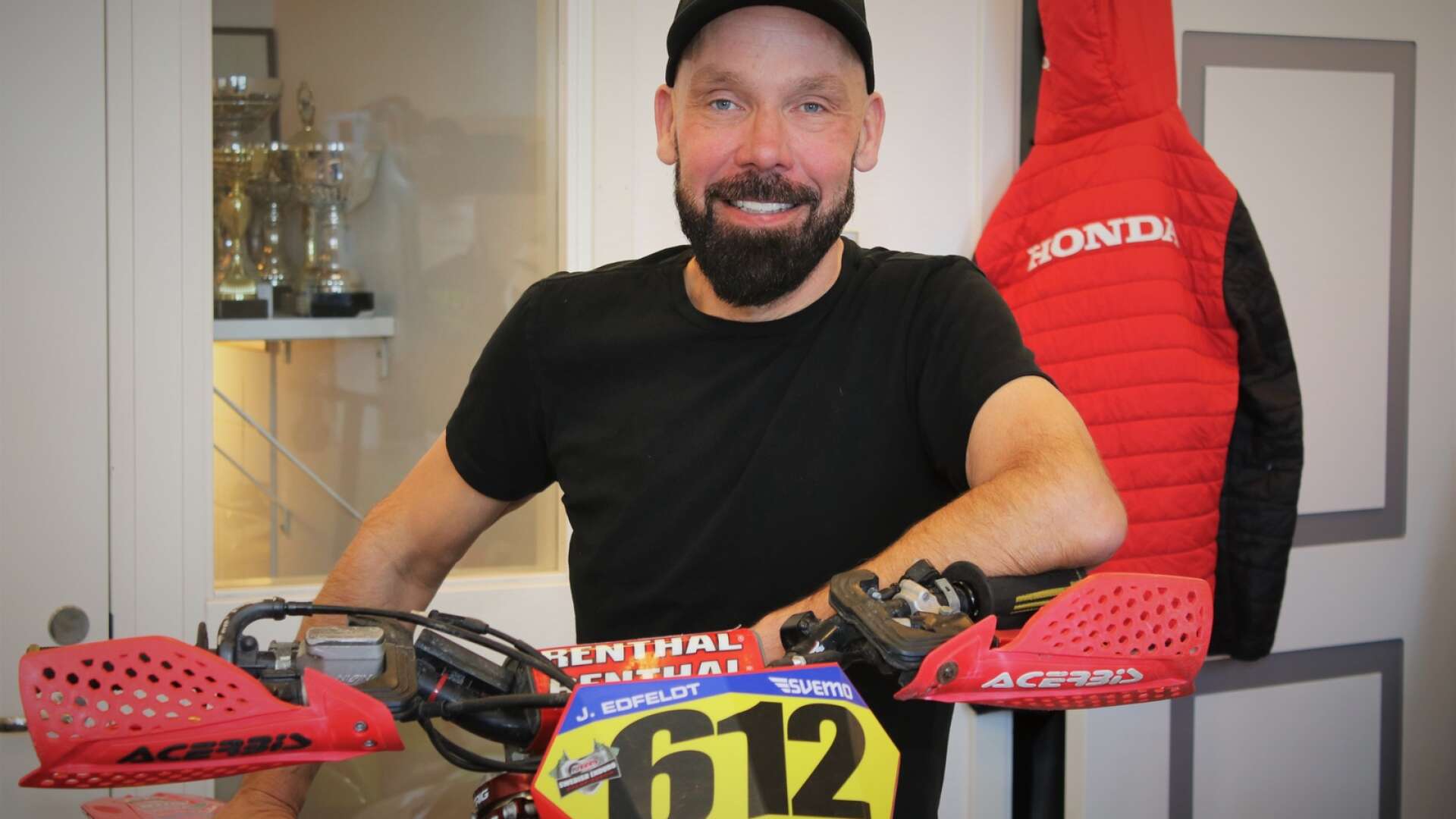 Johan Edfeldt, från Tösse, gjorde i helgen sin 20:e start i Gotland Grand National. 