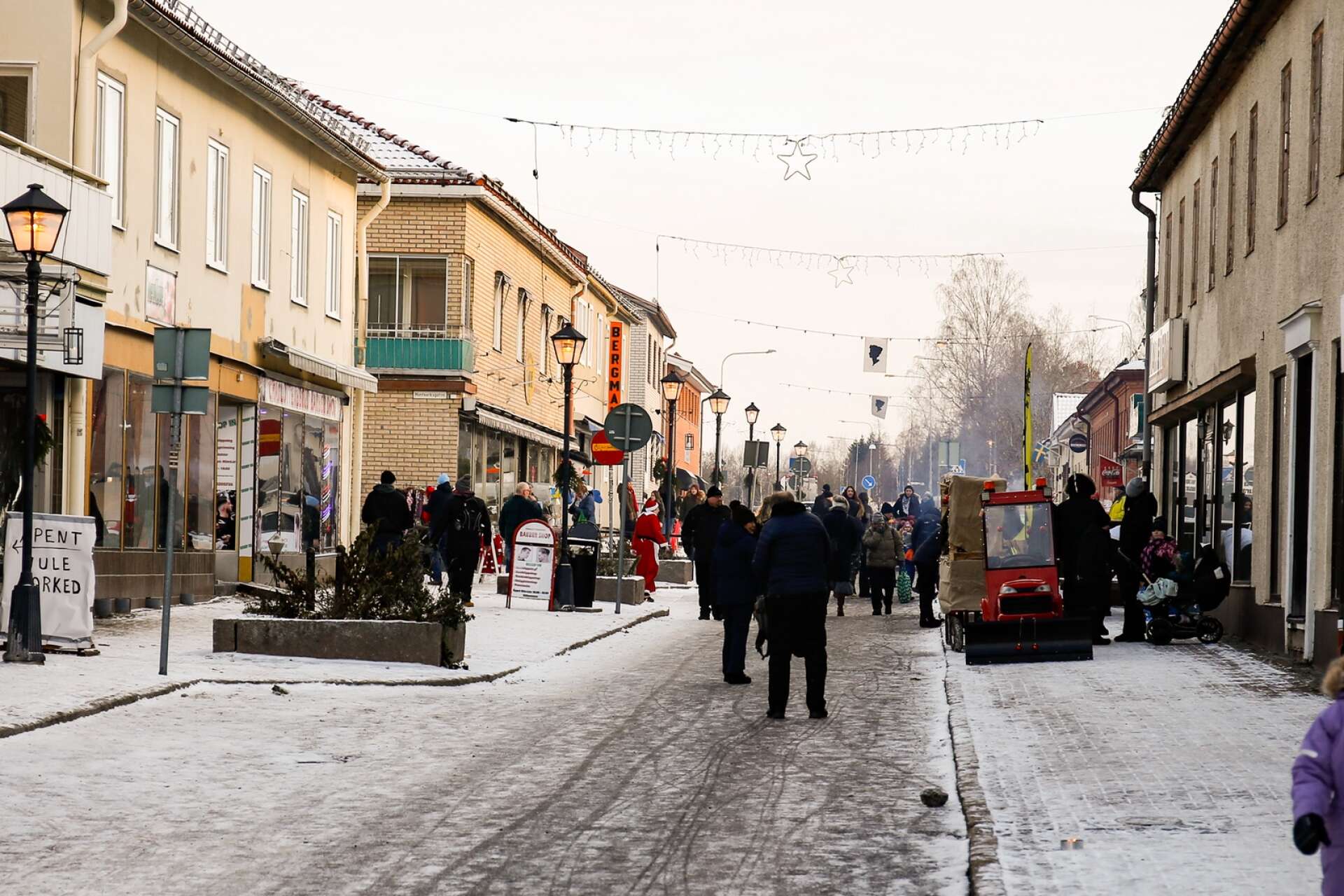 Julmarknaden i Charlottenberg drog omkring 300 personer.