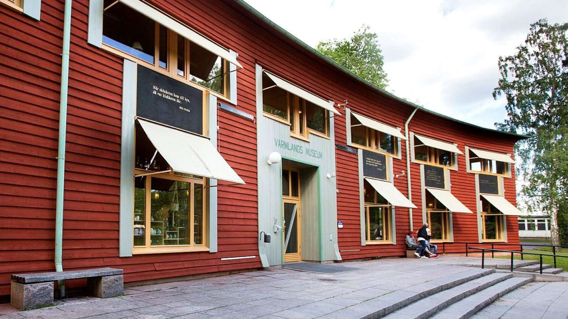 Värmlands museum har byggts om och under helgen hölls invigningen. Muséet är en viktig del i länets kulturella infrastruktur, anser Niklas Lehresjön. 