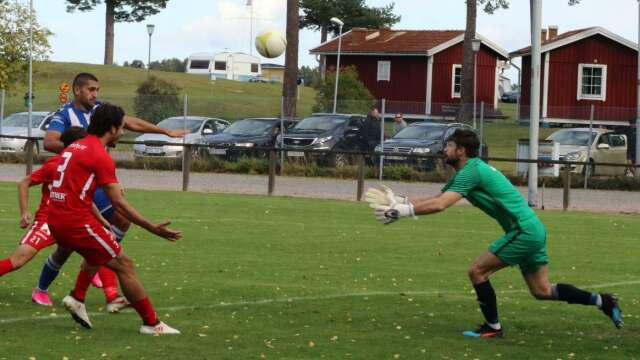 Germans Malins, här i Nordvärmlands färger, kan vara Karlstad Fotbolls näste målvakt.