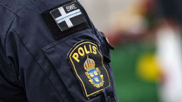 Polisen stoppade en kvinna i Åmål som körde en bil med körförbud - och skrev ut böter./ARKIVBILD