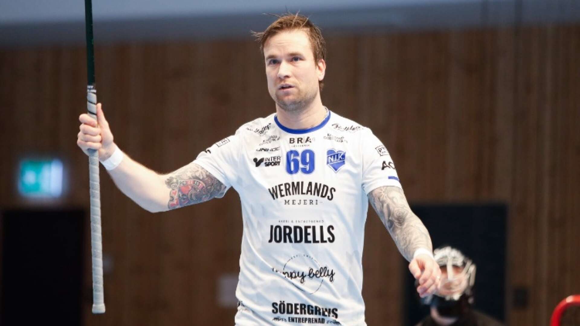 Christoffer ”Kicken” Nilsson blir kvar i Nilsby efter degraderingen till division 1 och kommer bland annat ställas mot sina tidigare lagkamrater i Arvika.