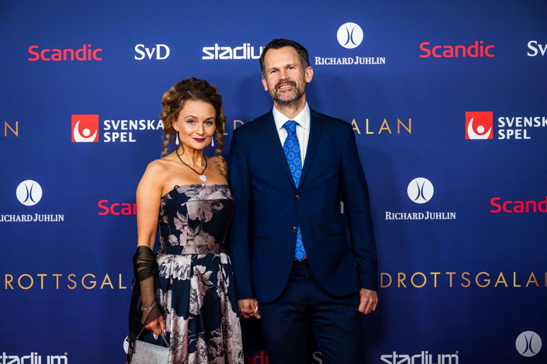 Stefan Holm och Jessica Eriksson finns numera på Tiktok.