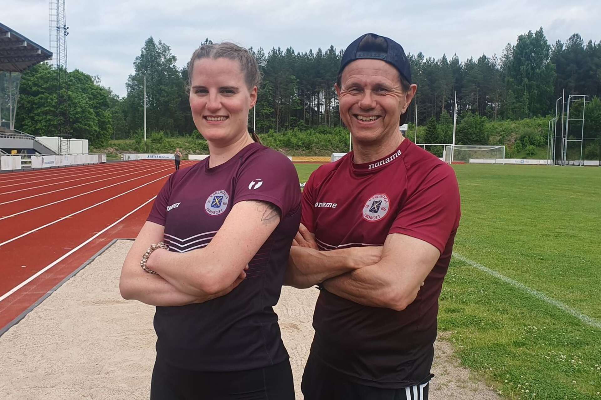Emma Ericsson tillsammans med tränaren Anders ”Ajjan” Johansson.