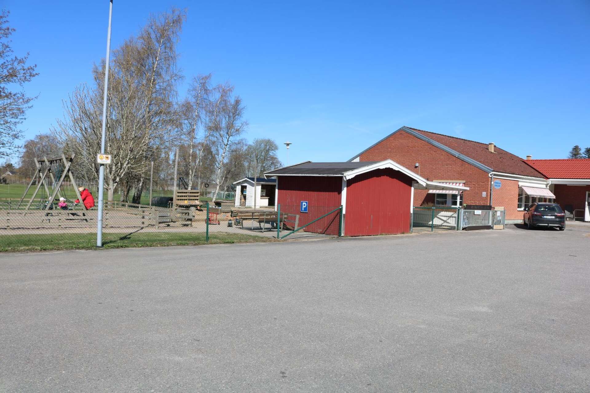 Här, med start där förskolan ligger i dag, kommer den nya skolan i Jonslund att byggas. 