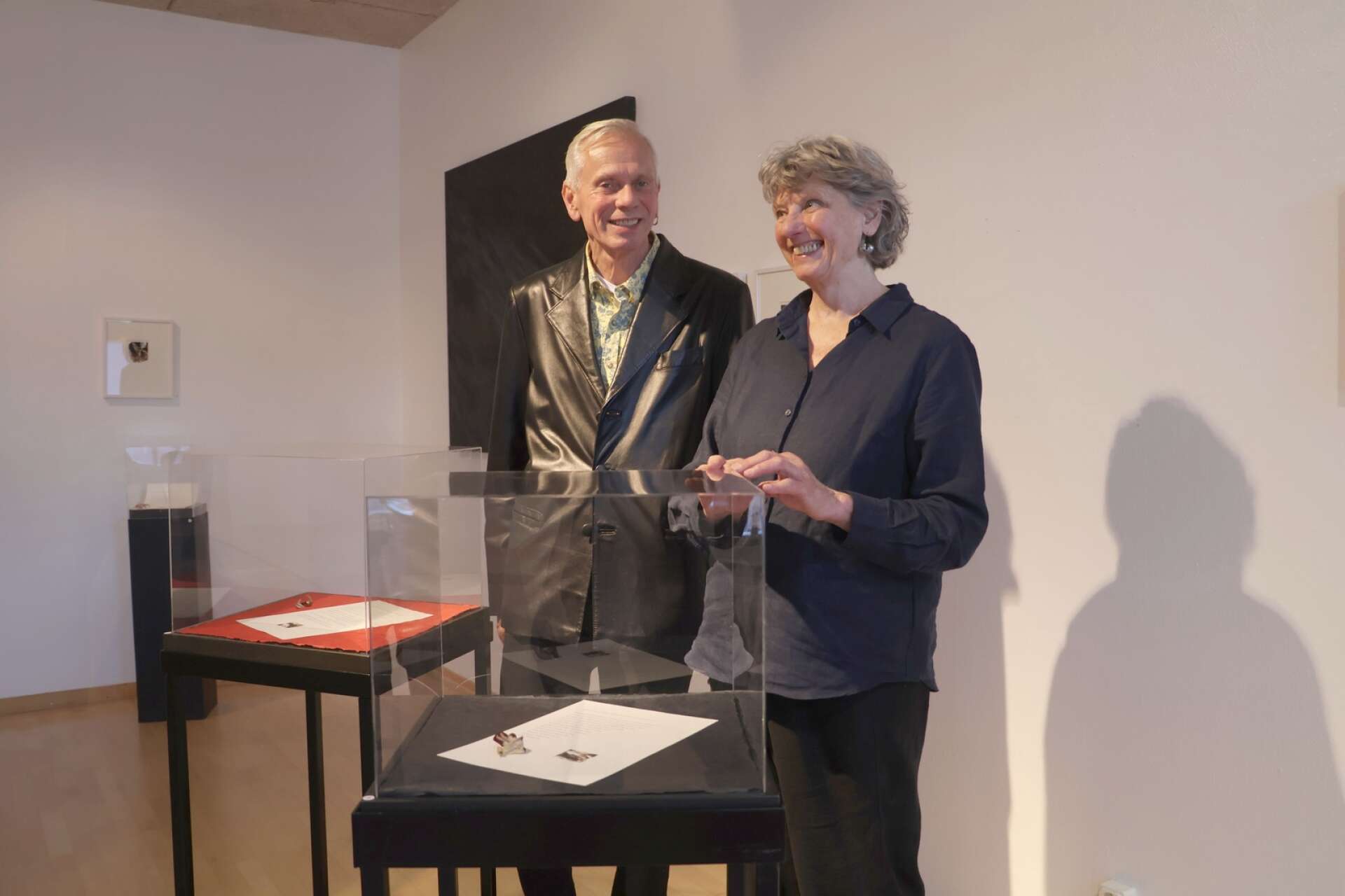 Bue Nordström och Elisabeth Wennberg tycker att det har varit inspirerande att arbeta med denna utställning och ser gärna att fler konstnärer samarbetade.