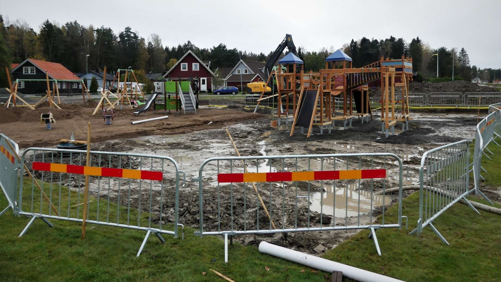 Den kommunala lekparken i Tösse genomgår en totalrenovering.