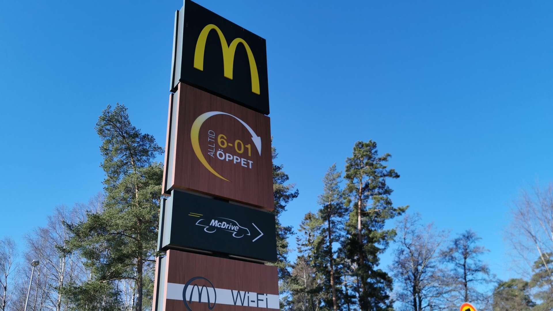 McDonalds i Kristinehamn får vänta på bygglov.
