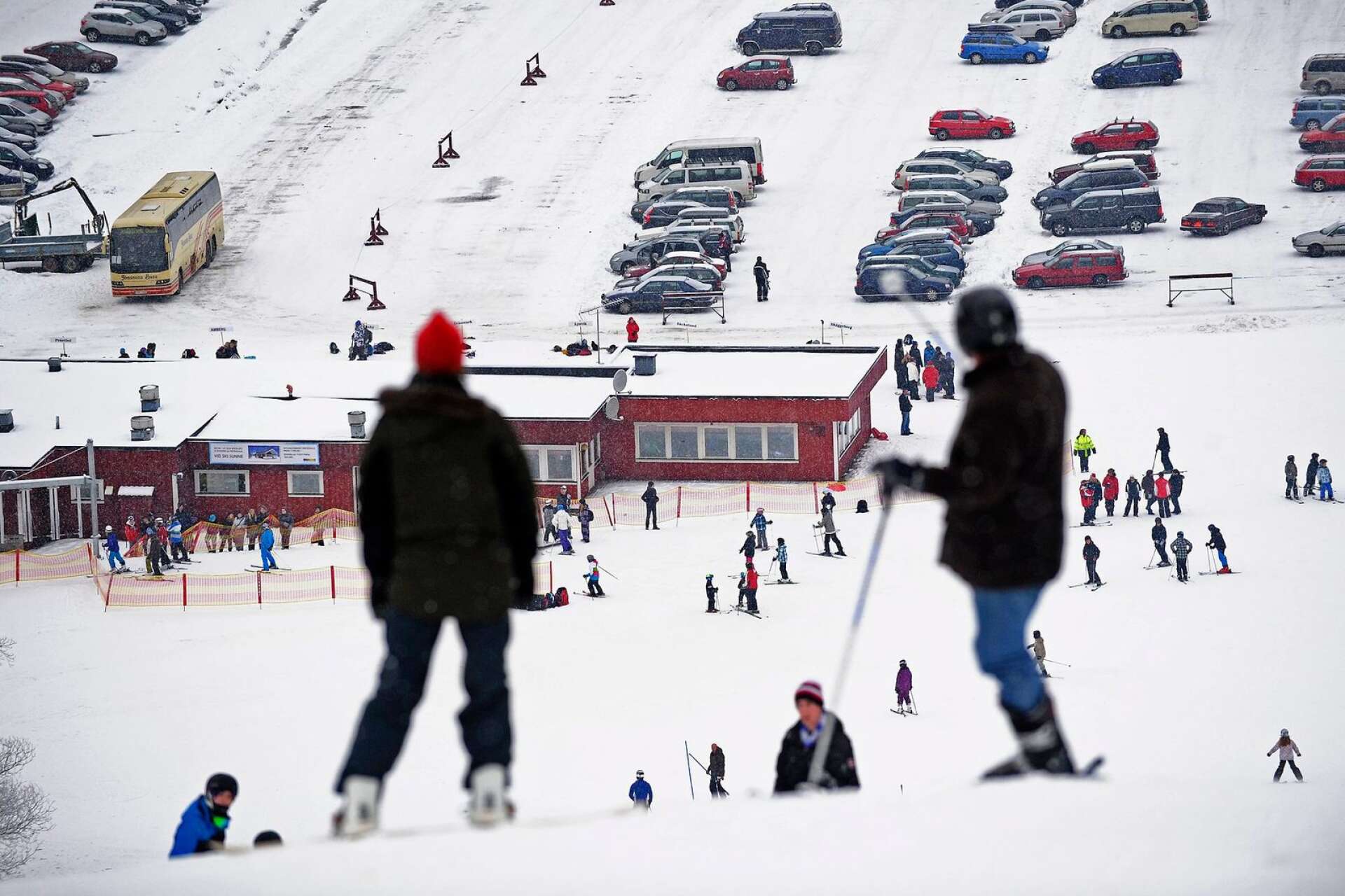 Så här brukar det se ut en normal säsong vid Ski Sunne. I år har det varit betydligt sämre snötillgång.