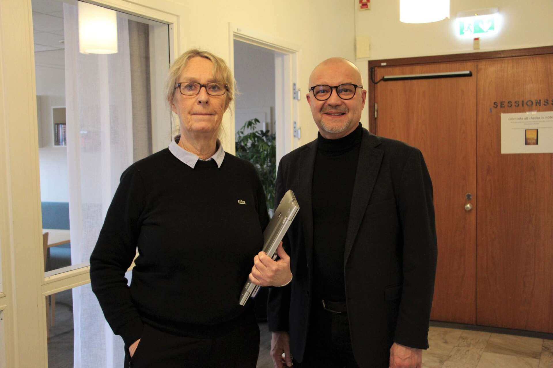 Kajsa Eriksson Larsson och Torbjörn Colling är stolta över Karlsborgs kommun. 