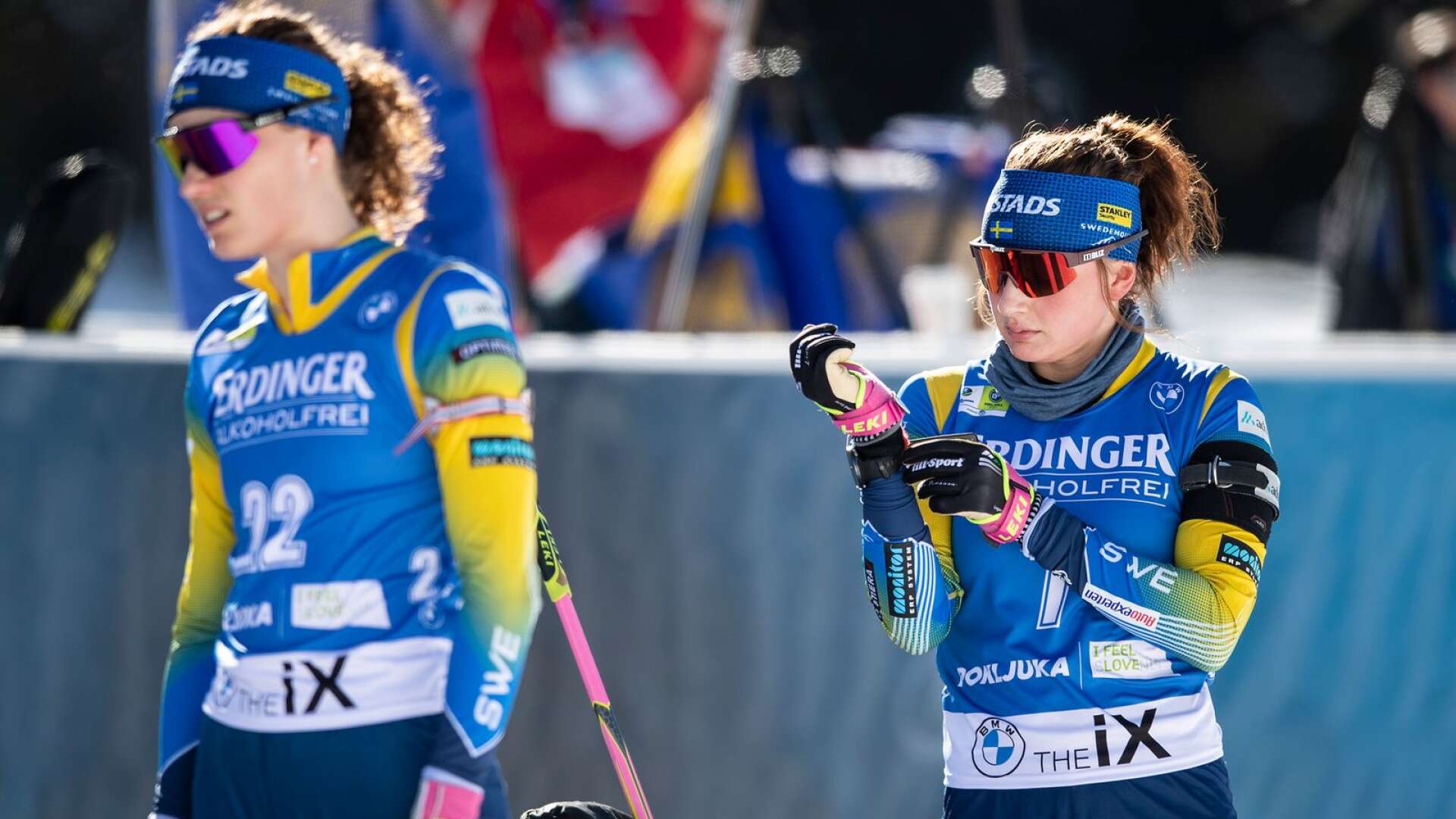 Hanna Öberg blir valet i mixedstafetten tillsammans med systern Elvira. Samtidigt får Linn Persson ladda batterierna för fredagens sprint. 