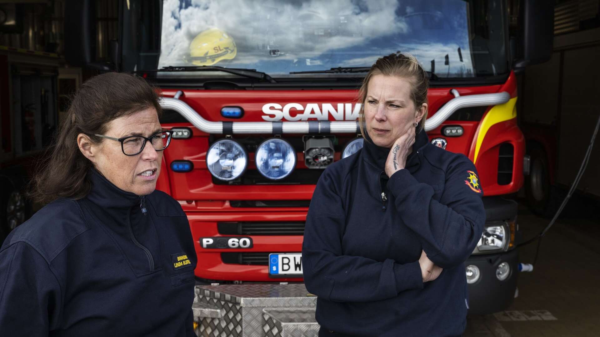 Linda Blixtfeldt och Disa Åkerström jobbar på räddningstjänsten i Säffle.