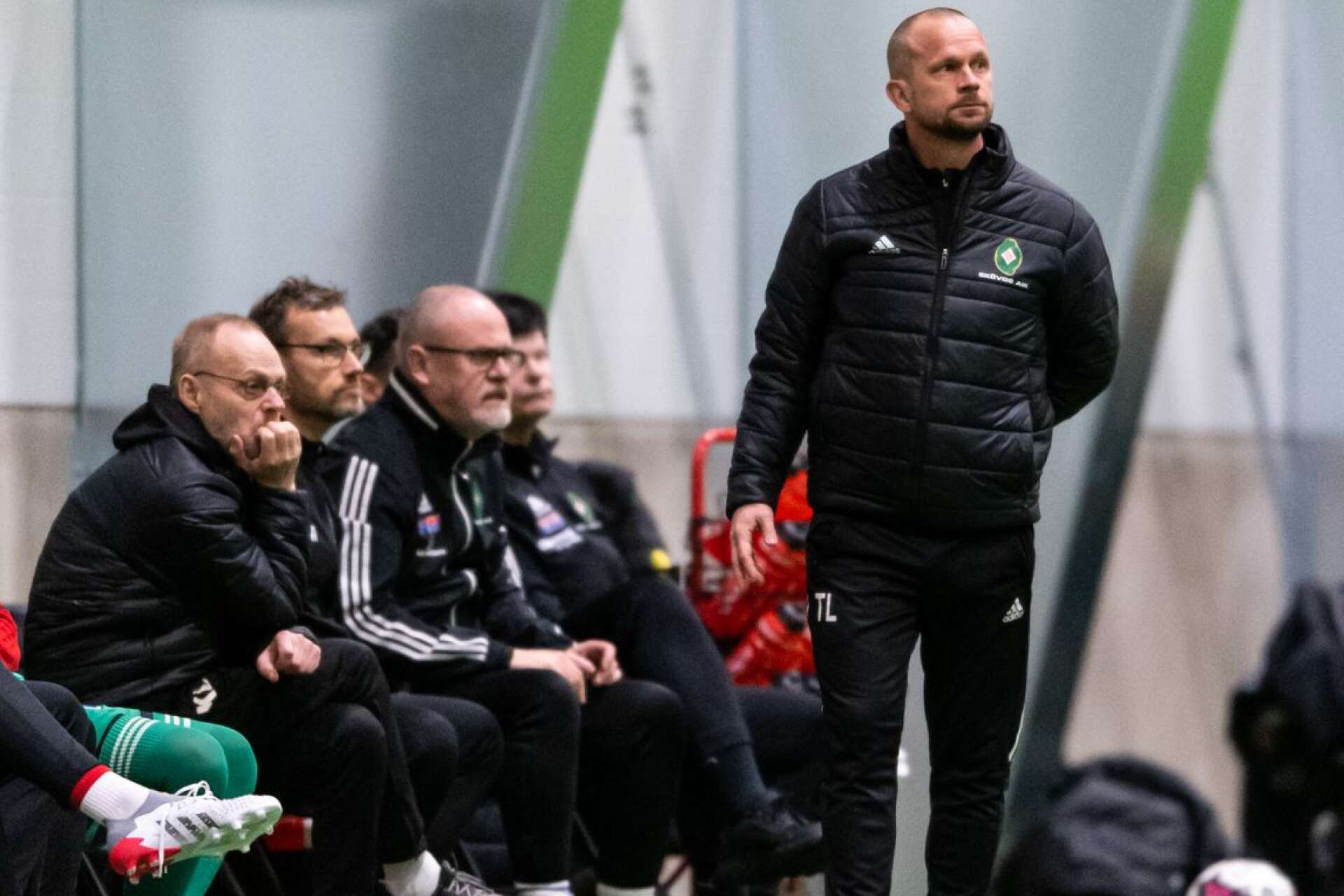 Skövde AIK:s ledning med Tobias Linderoth i spetsen vill få ett bra helhetsintryck och se bra individuella prestationer i genrepet mot FC Trollhättan.