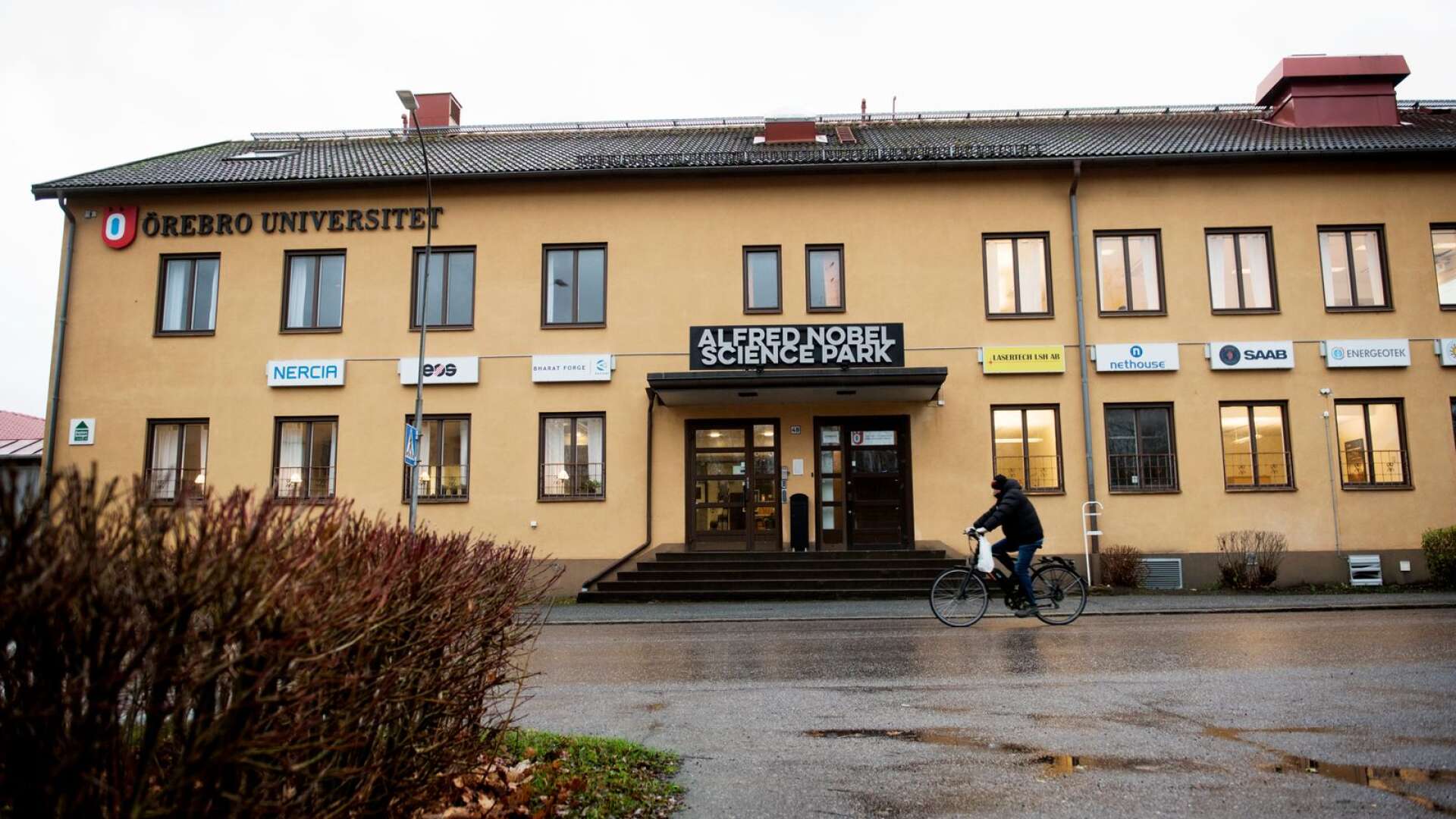 (Park)huset i Karlskoga kommer att stå kvar med kommunen som hyresgäst på andra våningen.