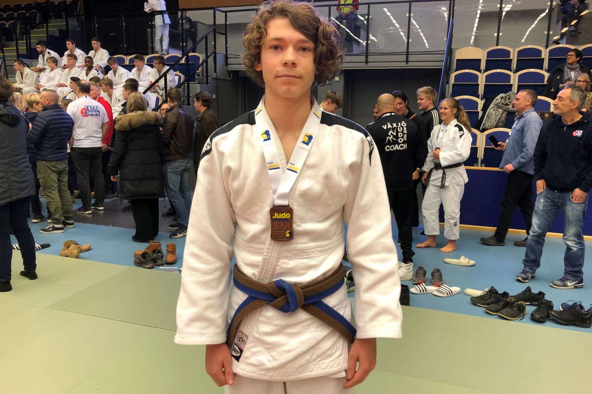 Oscar Gustavsson med SM-bronset om halsen.