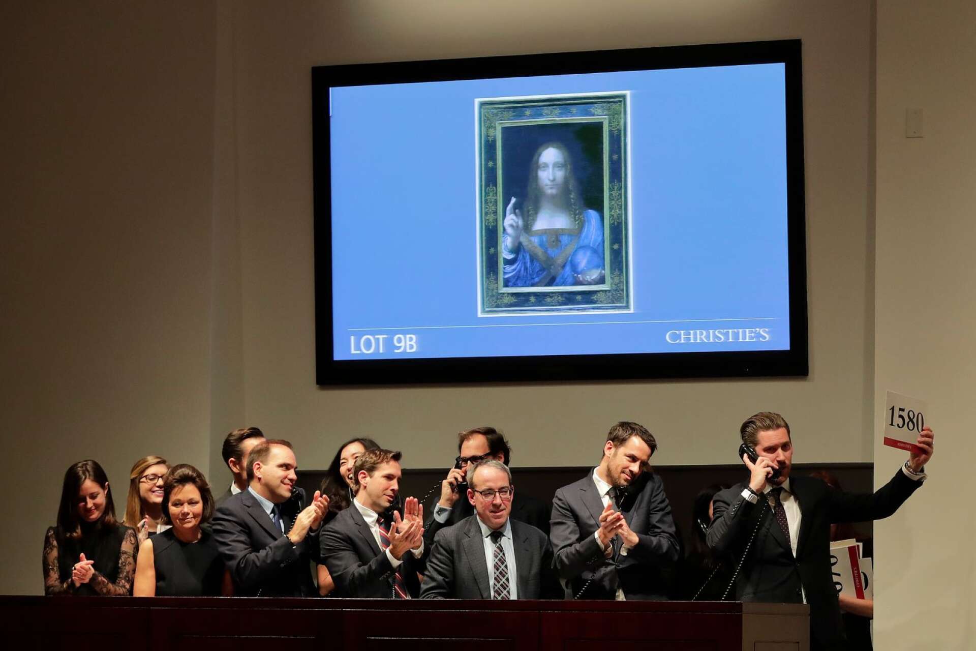 Leonardo da Vincis &quot;Salvator Mundi&quot; såldes för över 400 miljoner dollar på Christies i New York i november 2017.