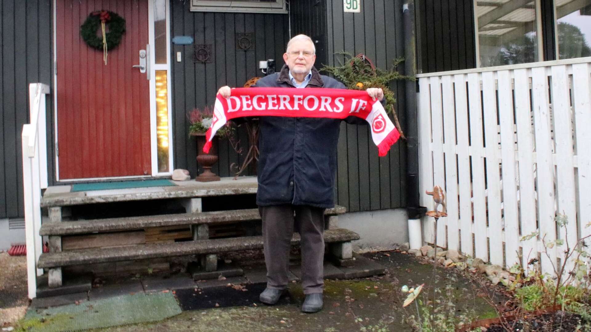 Gerhard Jansson, tidigare kommundirektör i Degerfors, hoppas att Degerfors IF knyter ihop säcken mot Ljungskile SK och går upp i Allsvenskan.