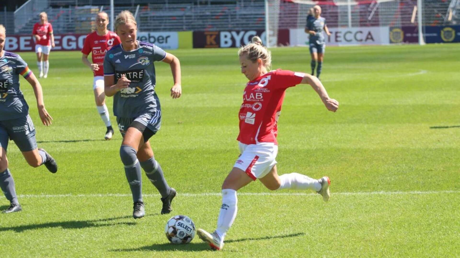 Jessica Axelsson är DIF:s främsta målgörare under division 1-säsongen...
