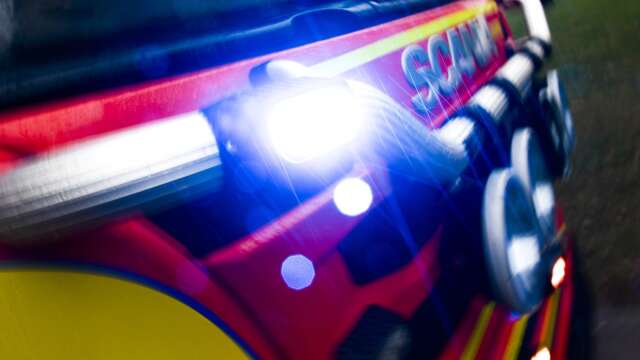 Räddningstjänsten ryckte ut för att släcka en bilbrand på länsväg 164 strax väster om Åmål i fredags kväll./ARKIVBILD