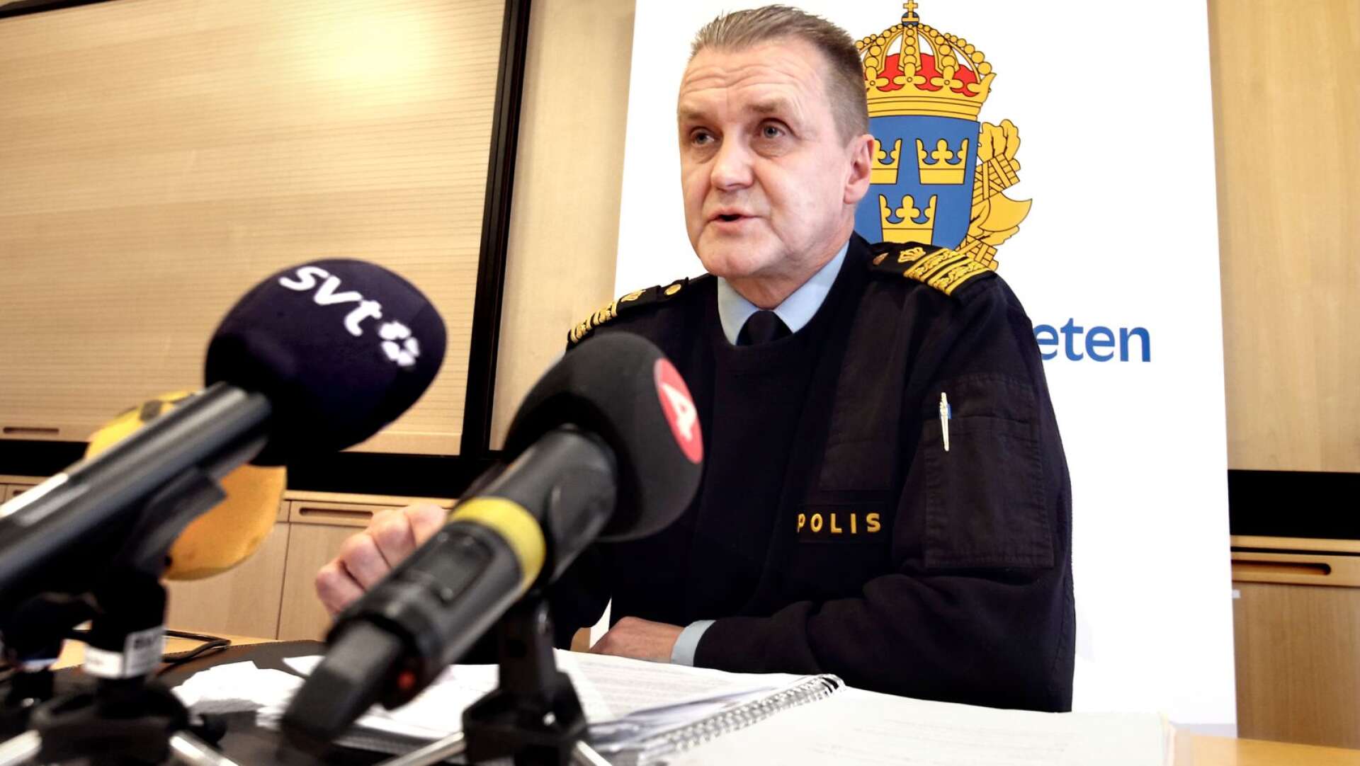Rolf Sandberg blev den stora syndabocken i SVT-dokumentären Fallet Kevin. I en Expressen-intervju uttalar han sig om dödshoten och hur han i dag ser på utredningen av Kevin-mordet 1998.