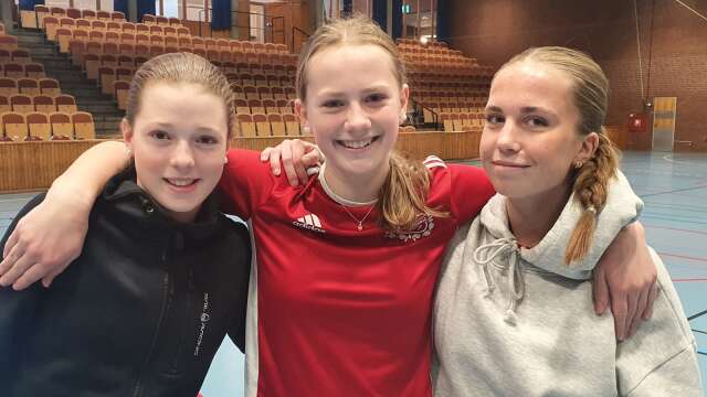 Arvikatrion Maja Karlsson, Elvira Andersson och Alice Nilsson fick chansen att träna under ledning av förbundskaptenerna Lotta Hellenberg och Lovisa Delby.