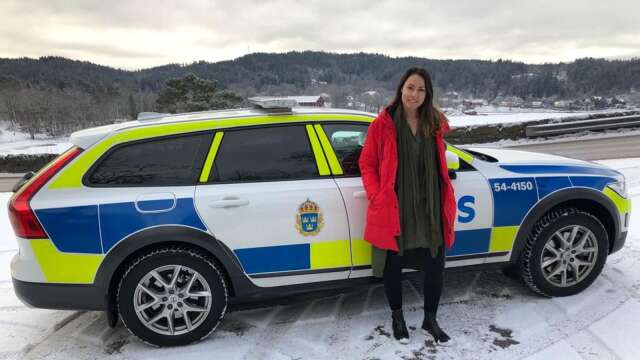 Polisen Emma Anderssons uppdrag är att få fler poliser att söka sig till landsbygden – och då i första hand Fyrbodal.
