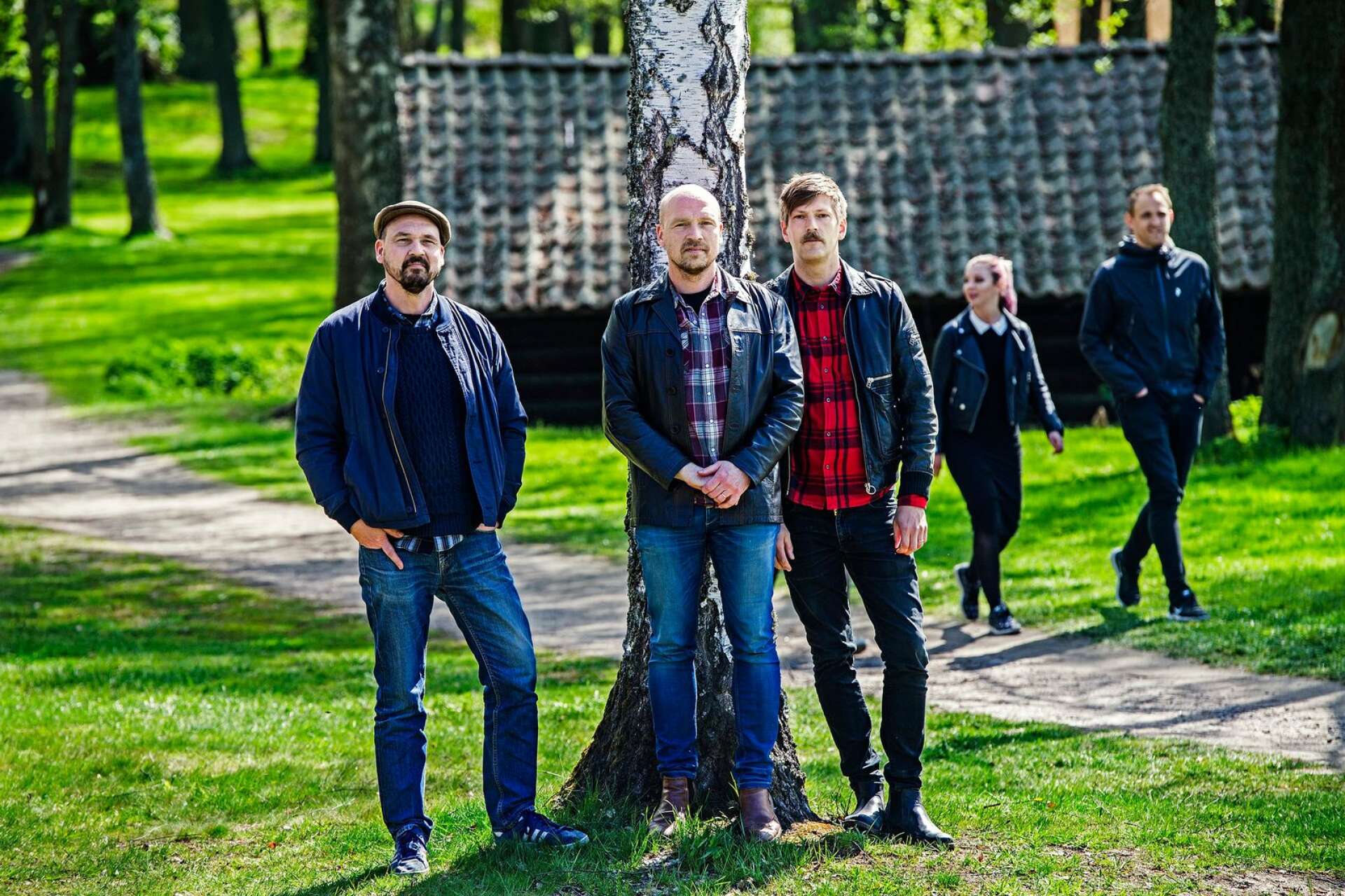 Pär-Eric Eriksson (i mitten) från Môra-Per solodebuterar nästa vecka. 