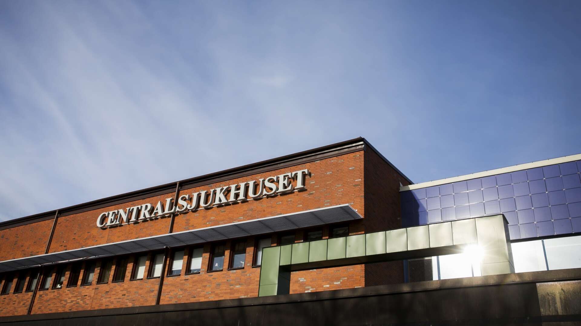 De två coronapatienter som vårdas på sjukhus i länet finns på Centralsjukhuset i Karlstad.