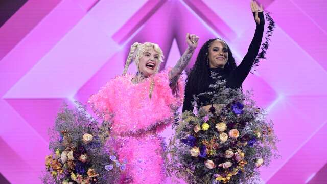 Cazzi Opeia och Jacqline går vidare till final i Melodifestivalen.