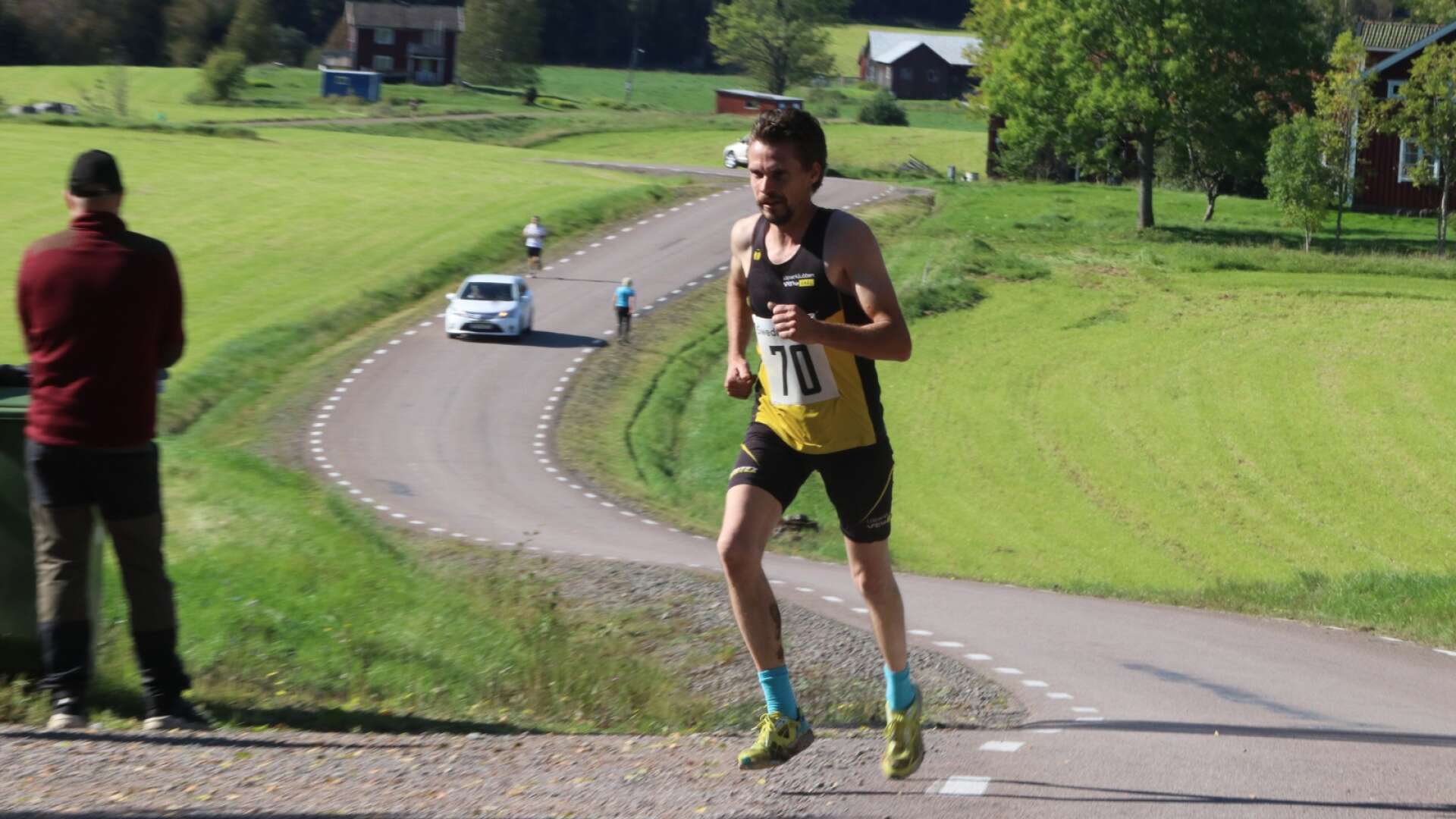 Conny Wass från Spring Åmål vann långa sträckan, 10 km. Segertiden blev 40.02.