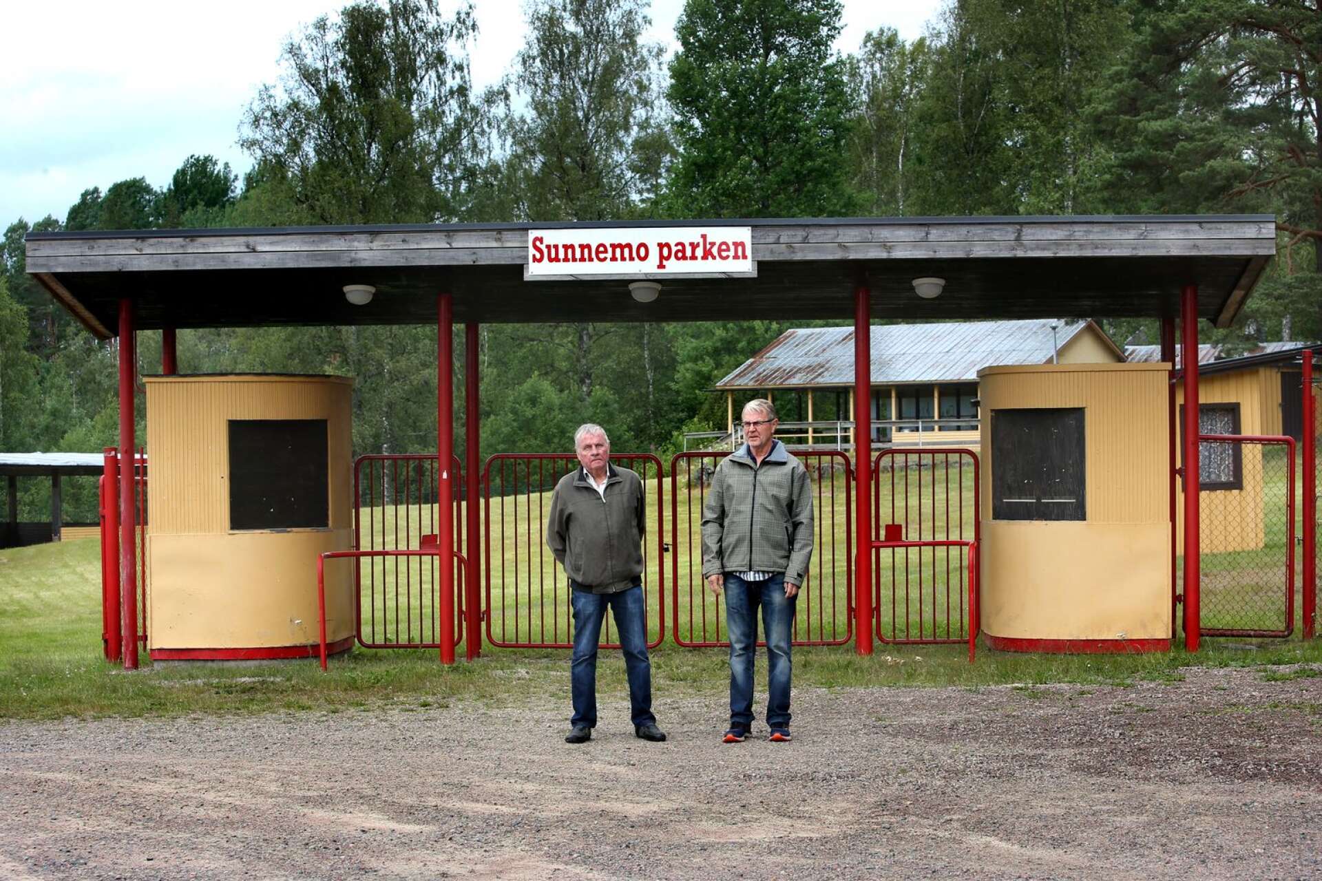 Bertil Köhler är kassör och Sven Gustafsson ordförande i föreningen Sunnemo folkets hus och park och minns båda Sunnemoparkens glansdagar.