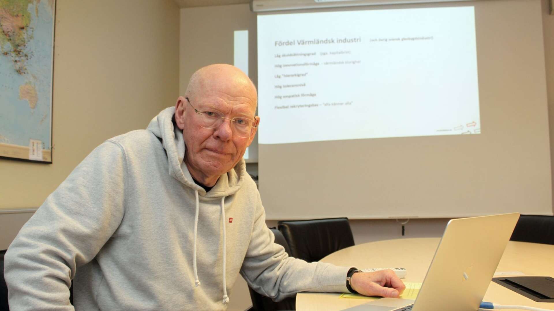 Industrin i Värmland och delar av Norrland sticker ut på ett positivt sätt i undersökningen, säger Kjell-Arne Edvinsson, värmländsk trendspanare.
